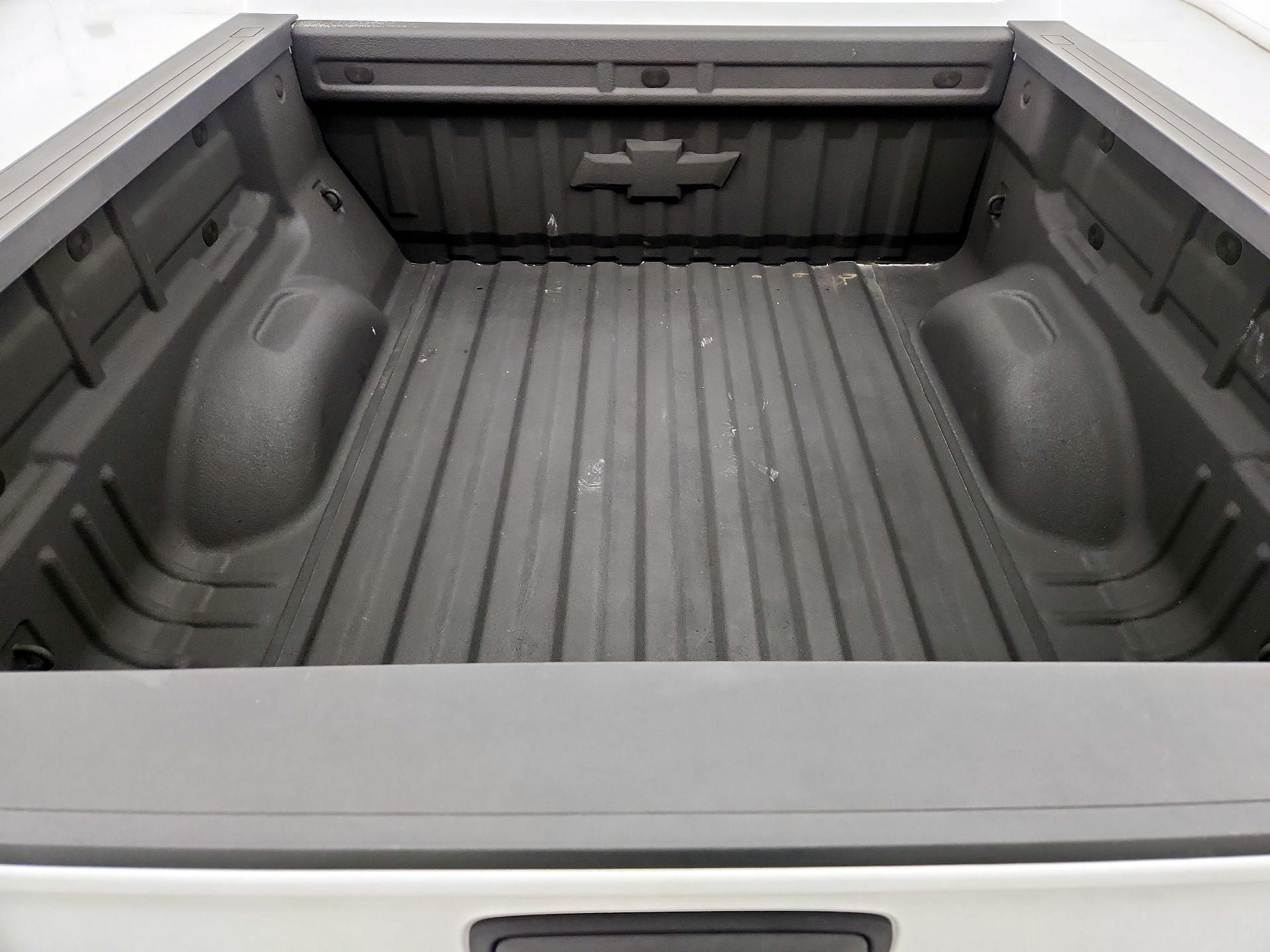 Thumbnail: 2017 Chevrolet Colorado - 20