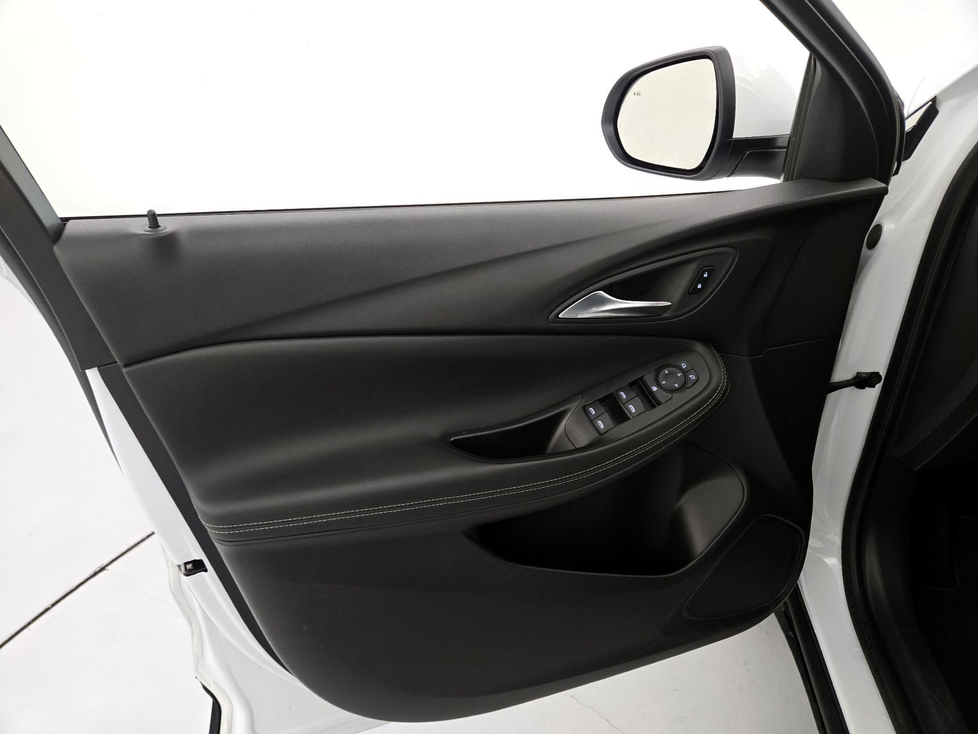 Thumbnail: 2025 Buick Encore GX - 12