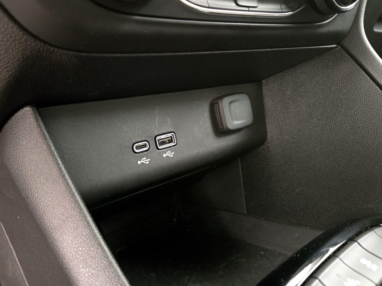 2025 Buick Encore GX Preferred - Photo 19