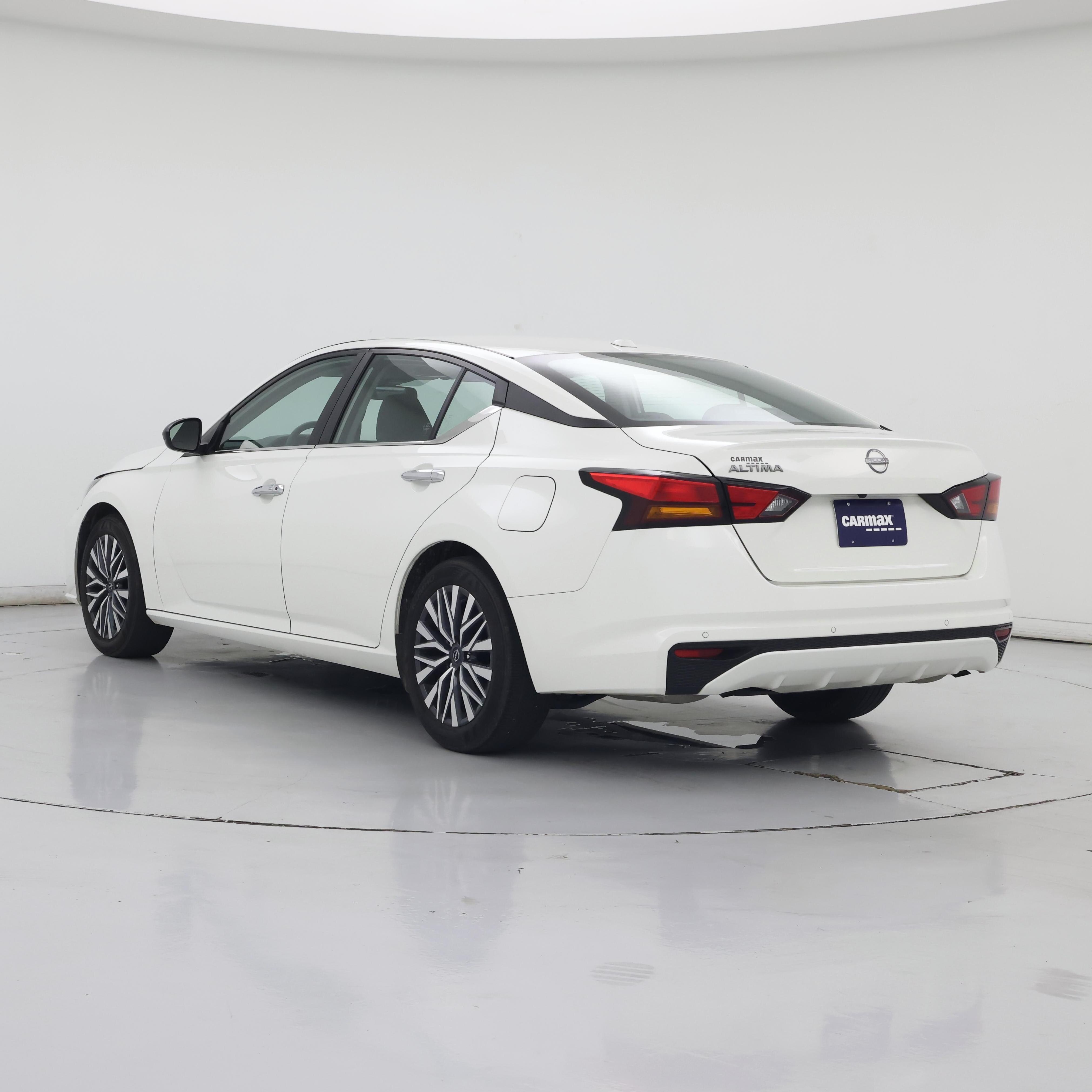 Thumbnail: 2025 Nissan Altima - 2