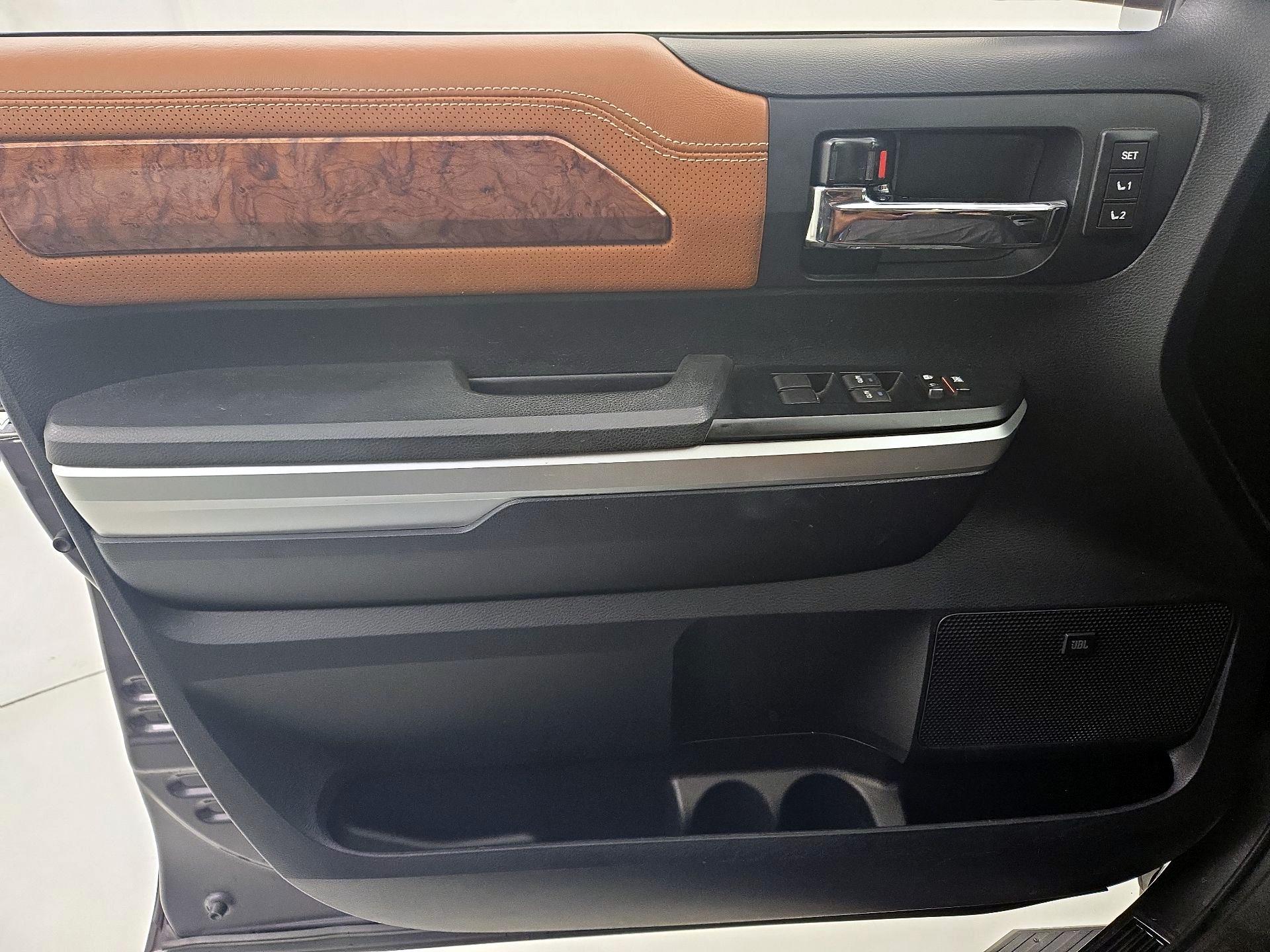 Thumbnail: 2015 Toyota Tundra - 12