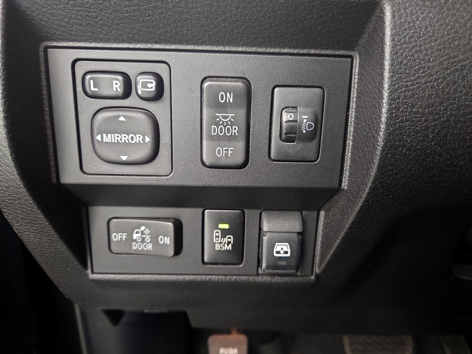 2015 Toyota Tundra 1794 Edition - Photo 14