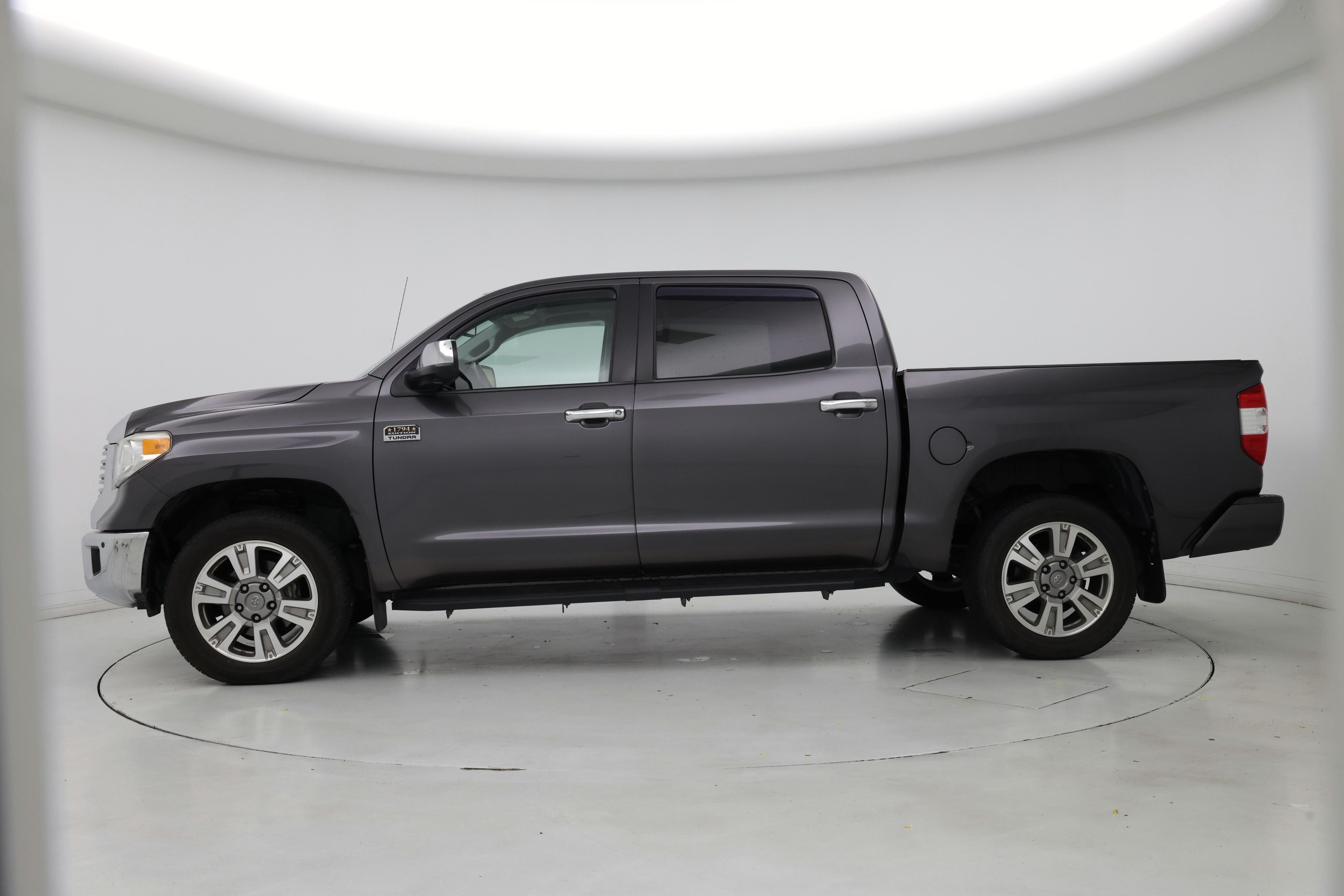 Thumbnail: 2015 Toyota Tundra - 3