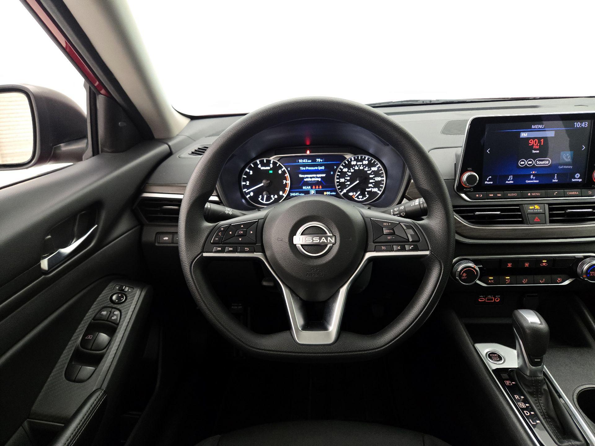 Thumbnail: 2025 Nissan Altima - 10
