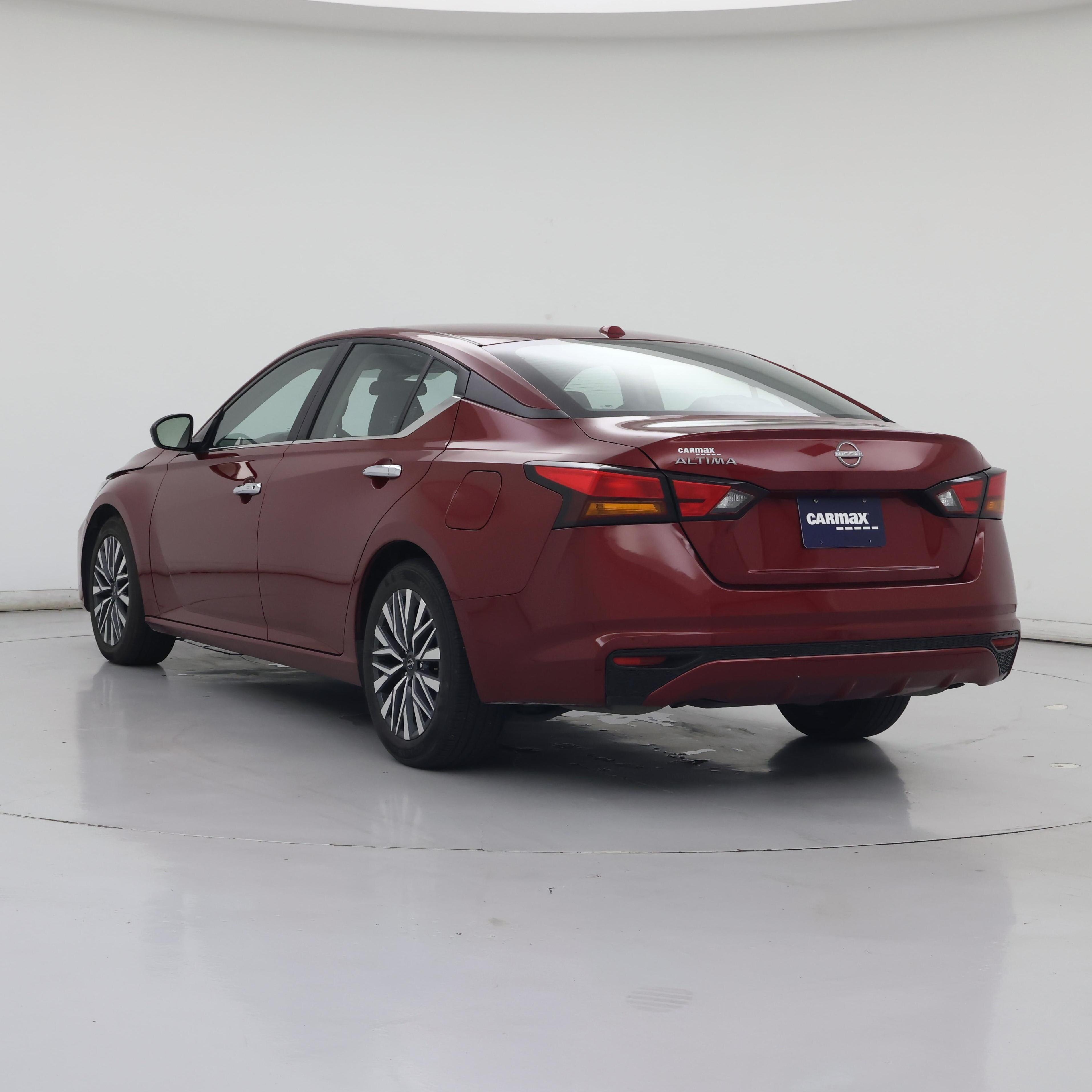 Thumbnail: 2025 Nissan Altima - 2