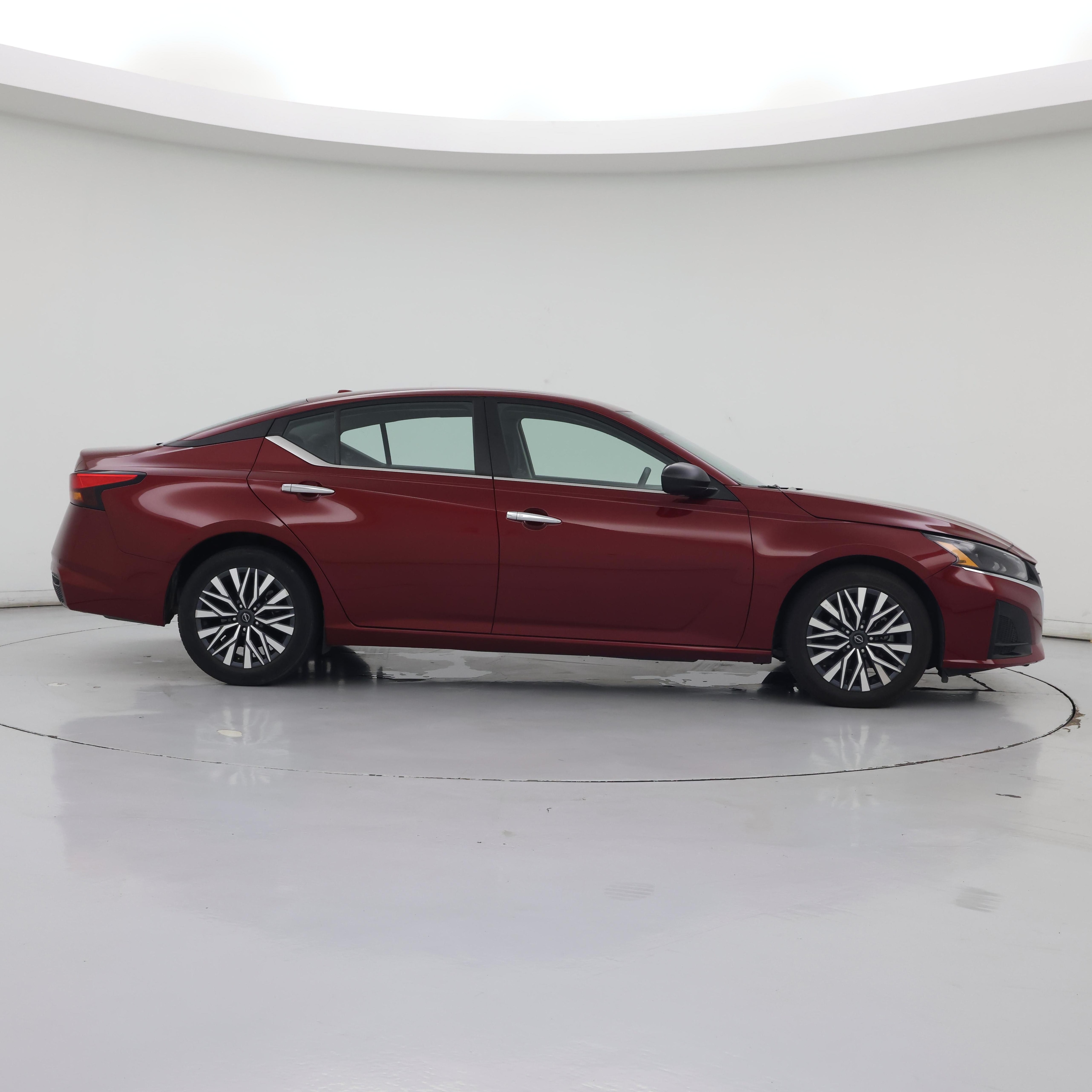 Thumbnail: 2025 Nissan Altima - 7