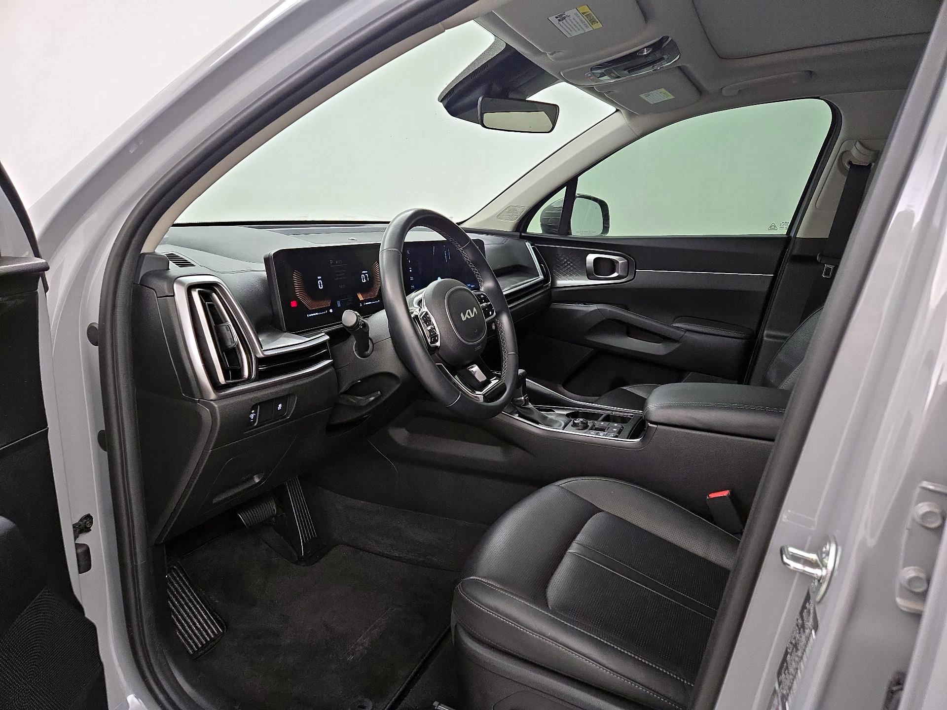 Thumbnail: 2025 Kia Sorento - 11