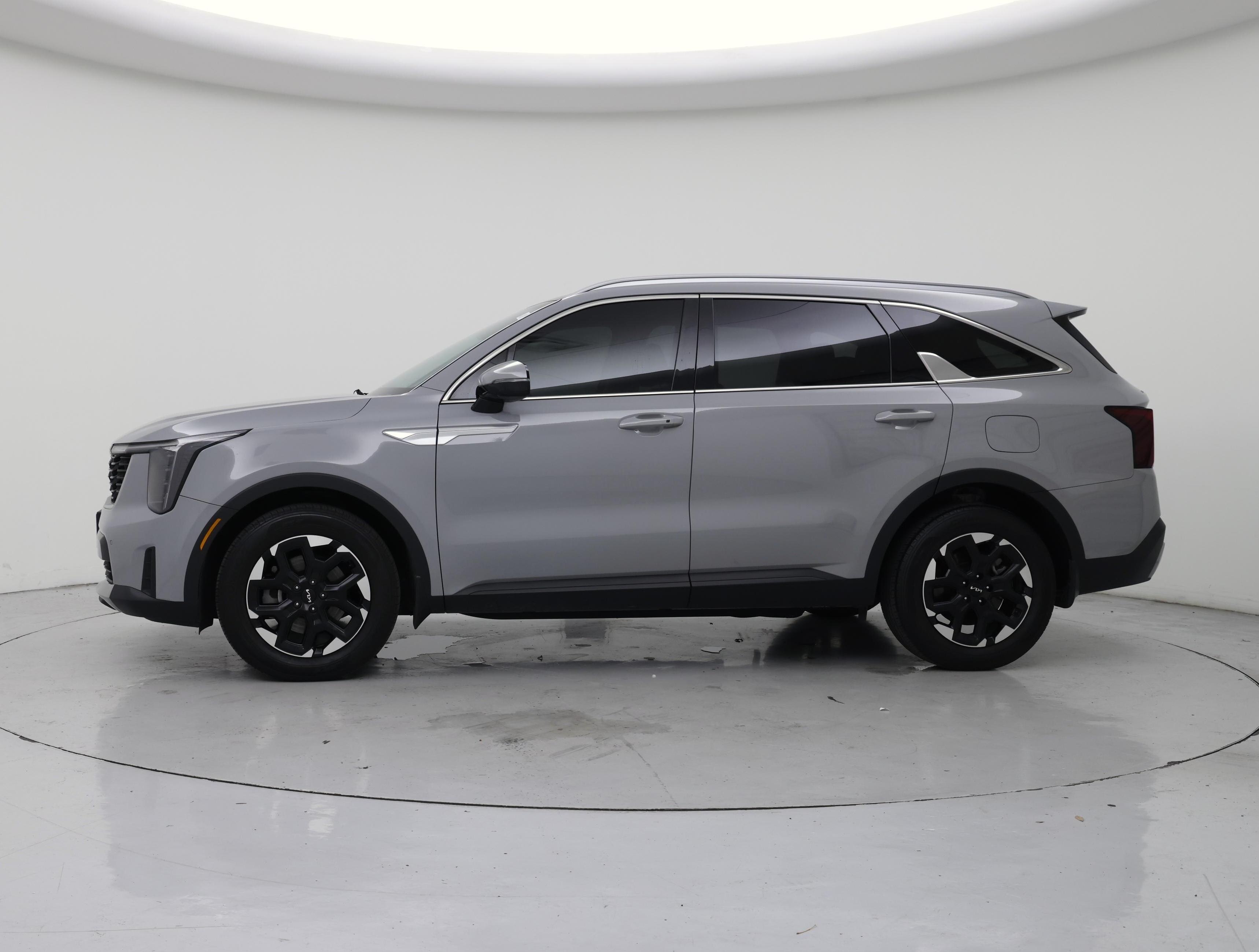 Thumbnail: 2025 Kia Sorento - 3