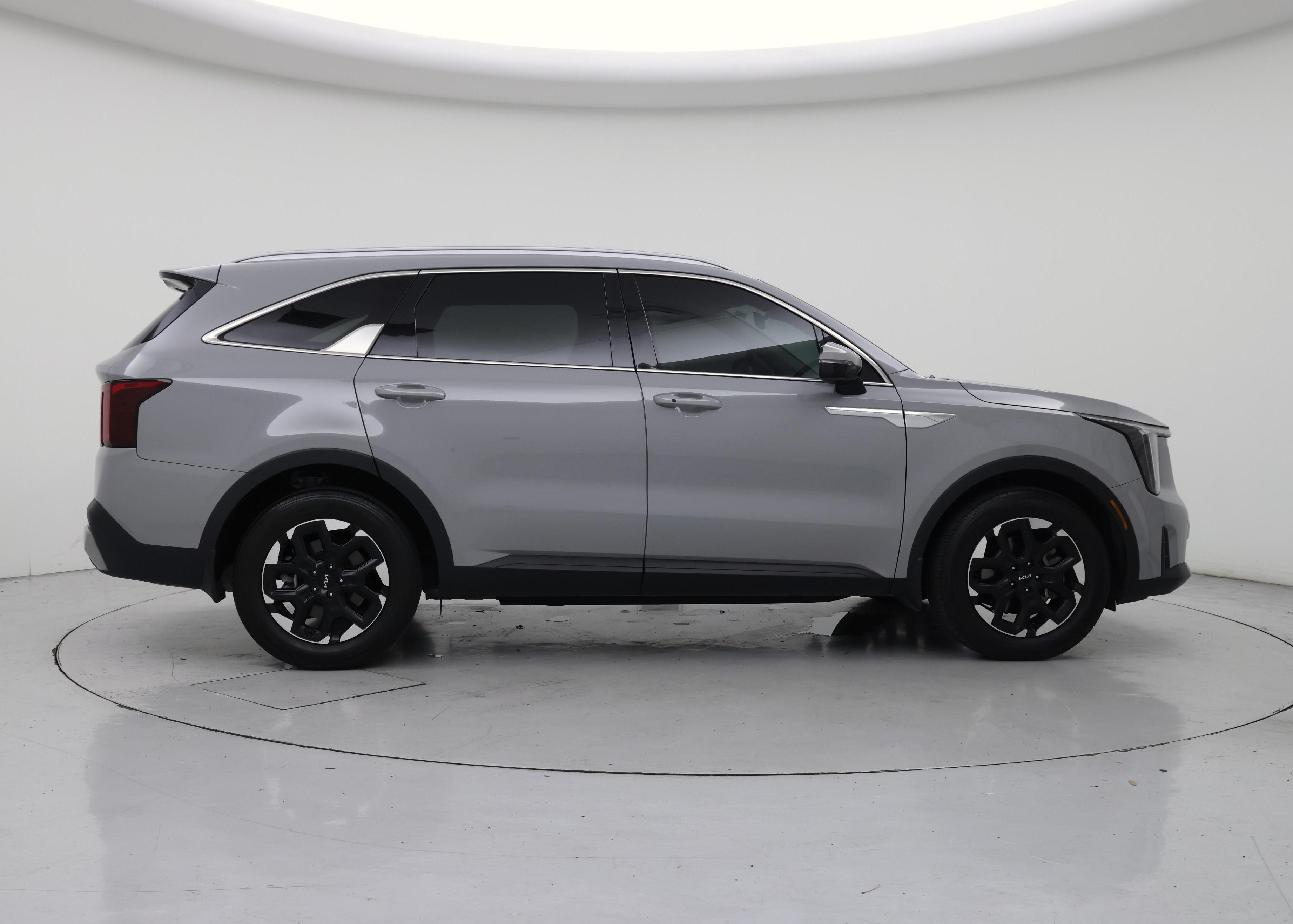 Thumbnail: 2025 Kia Sorento - 7