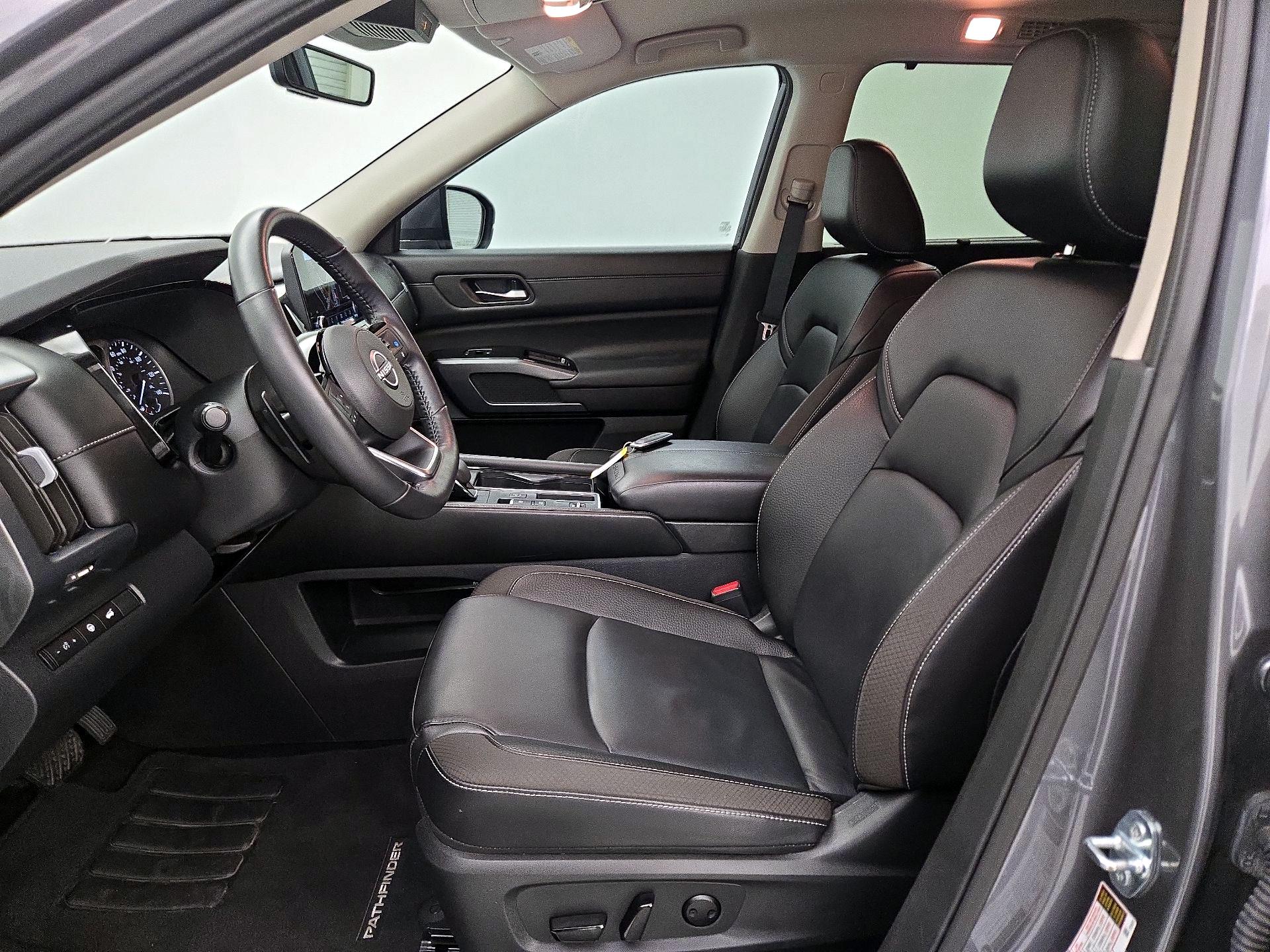 Thumbnail: 2025 Nissan Pathfinder - 11