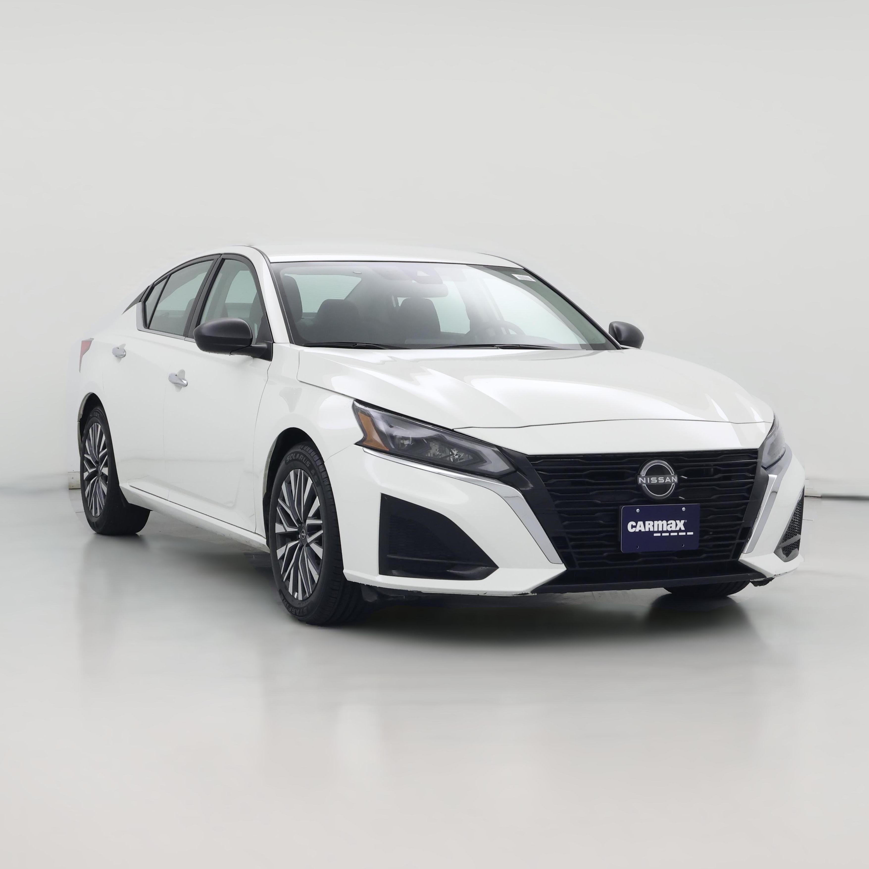 Thumbnail: 2025 Nissan Altima - 1