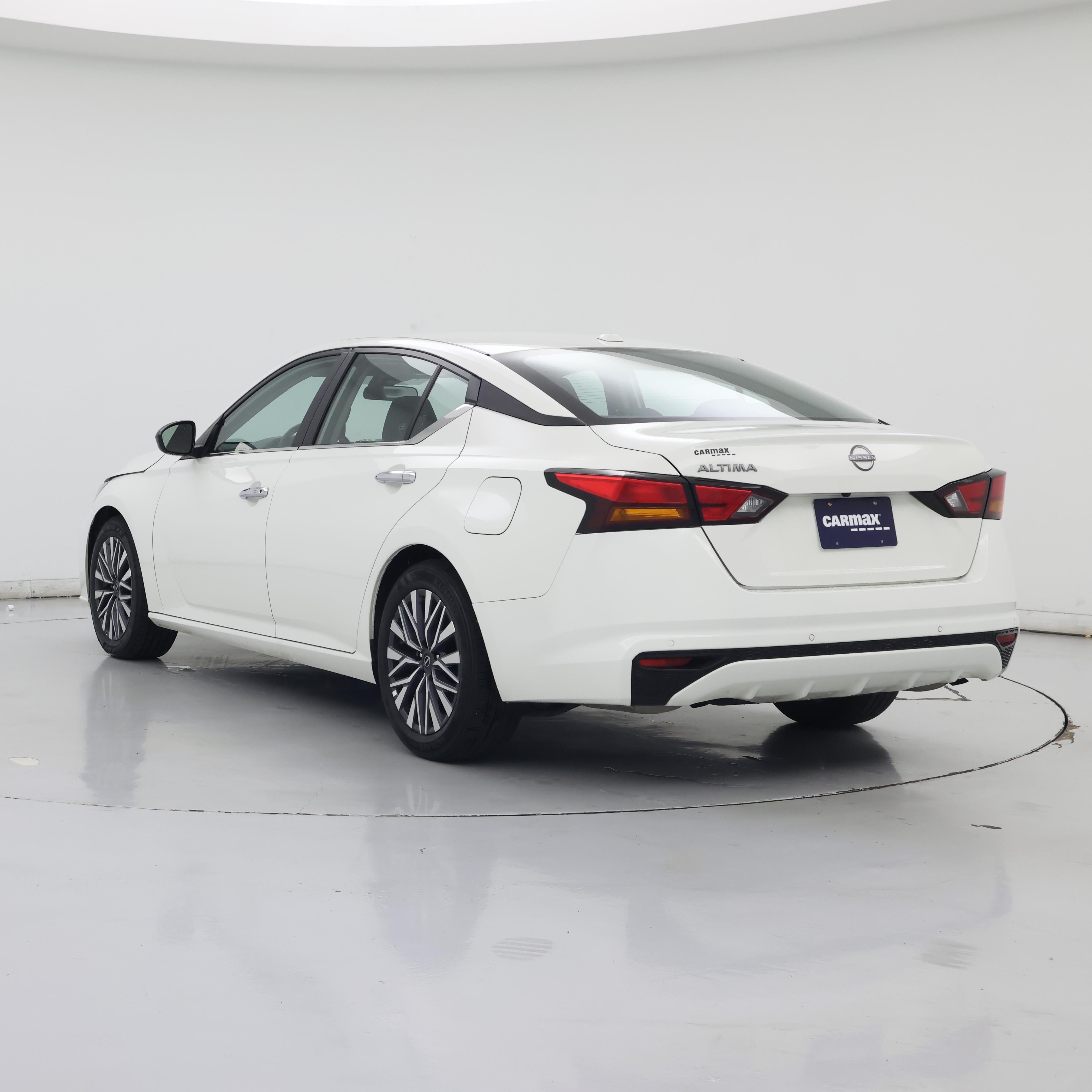 Thumbnail: 2025 Nissan Altima - 2
