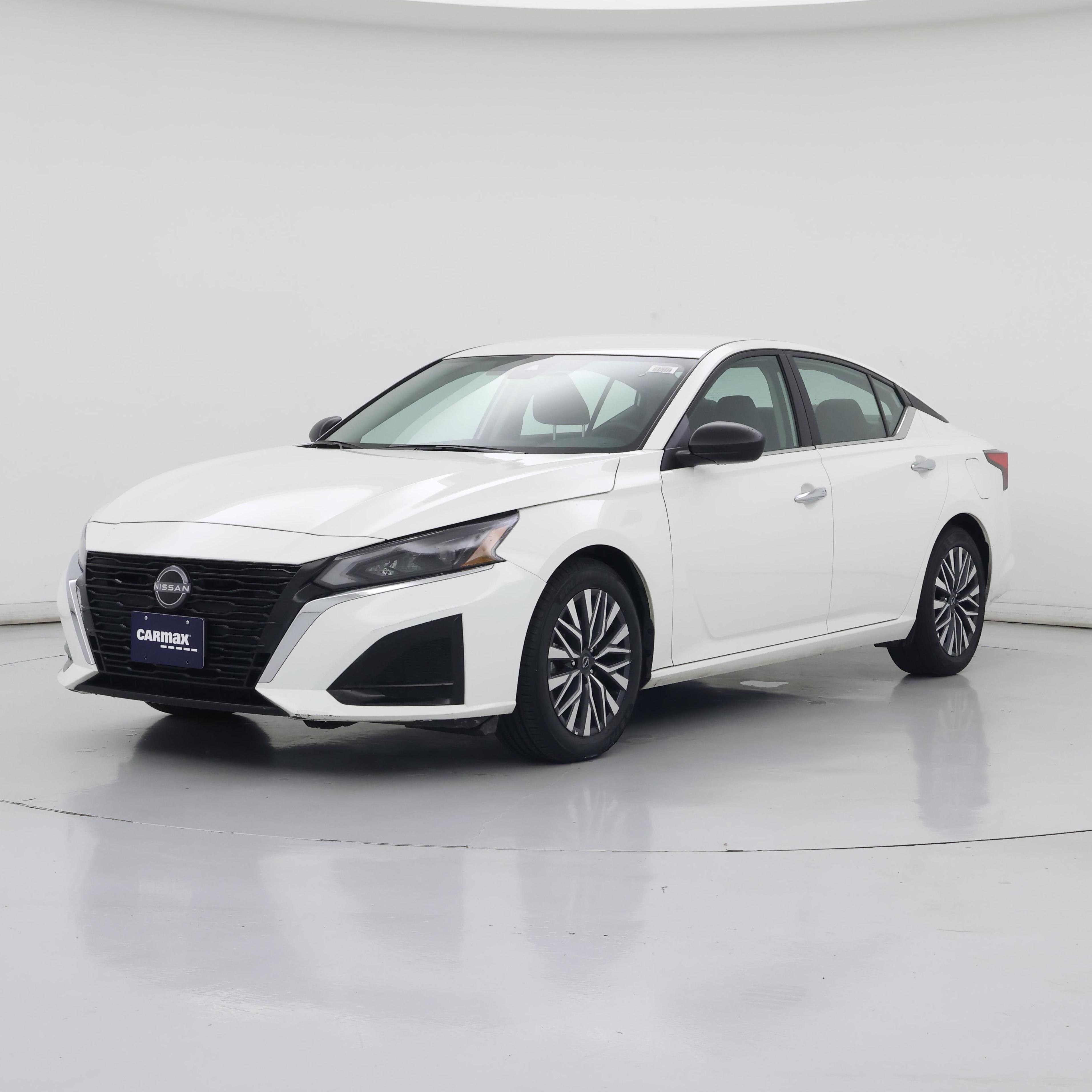 Thumbnail: 2025 Nissan Altima - 4