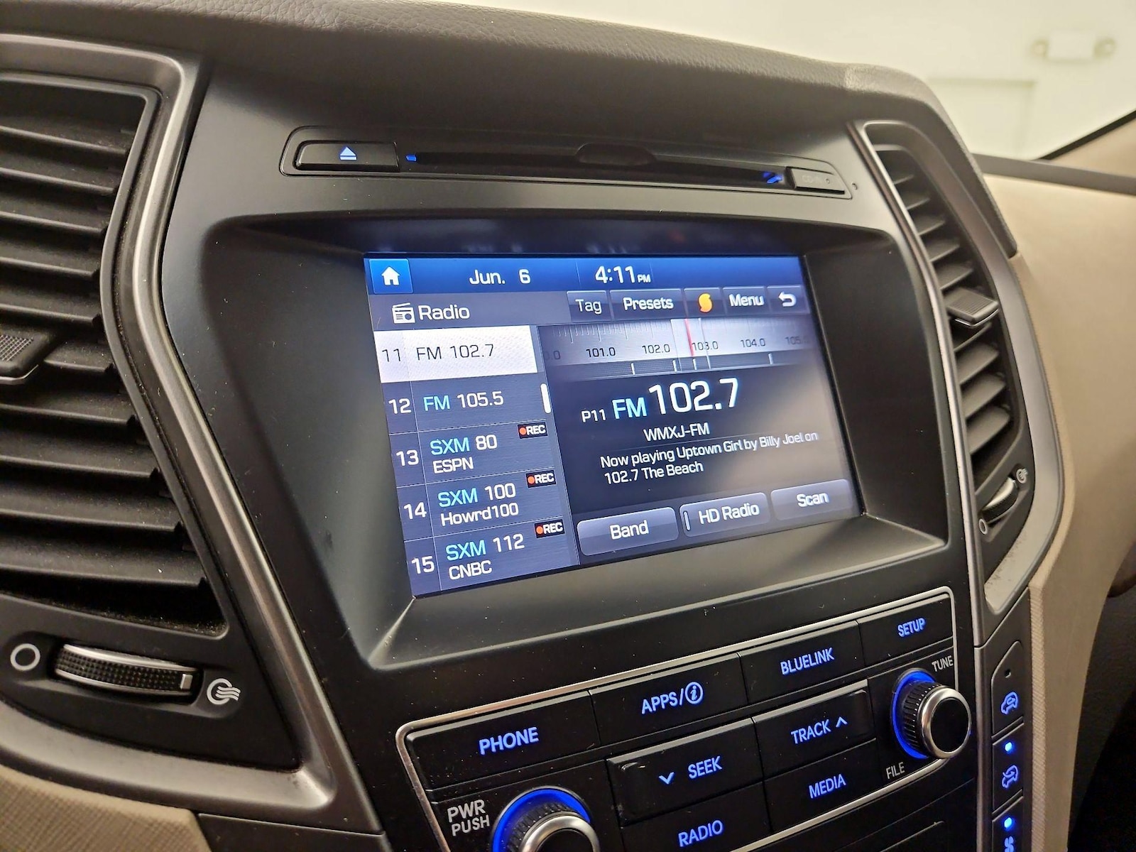 2018 Hyundai Santa Fe SE - Photo 14