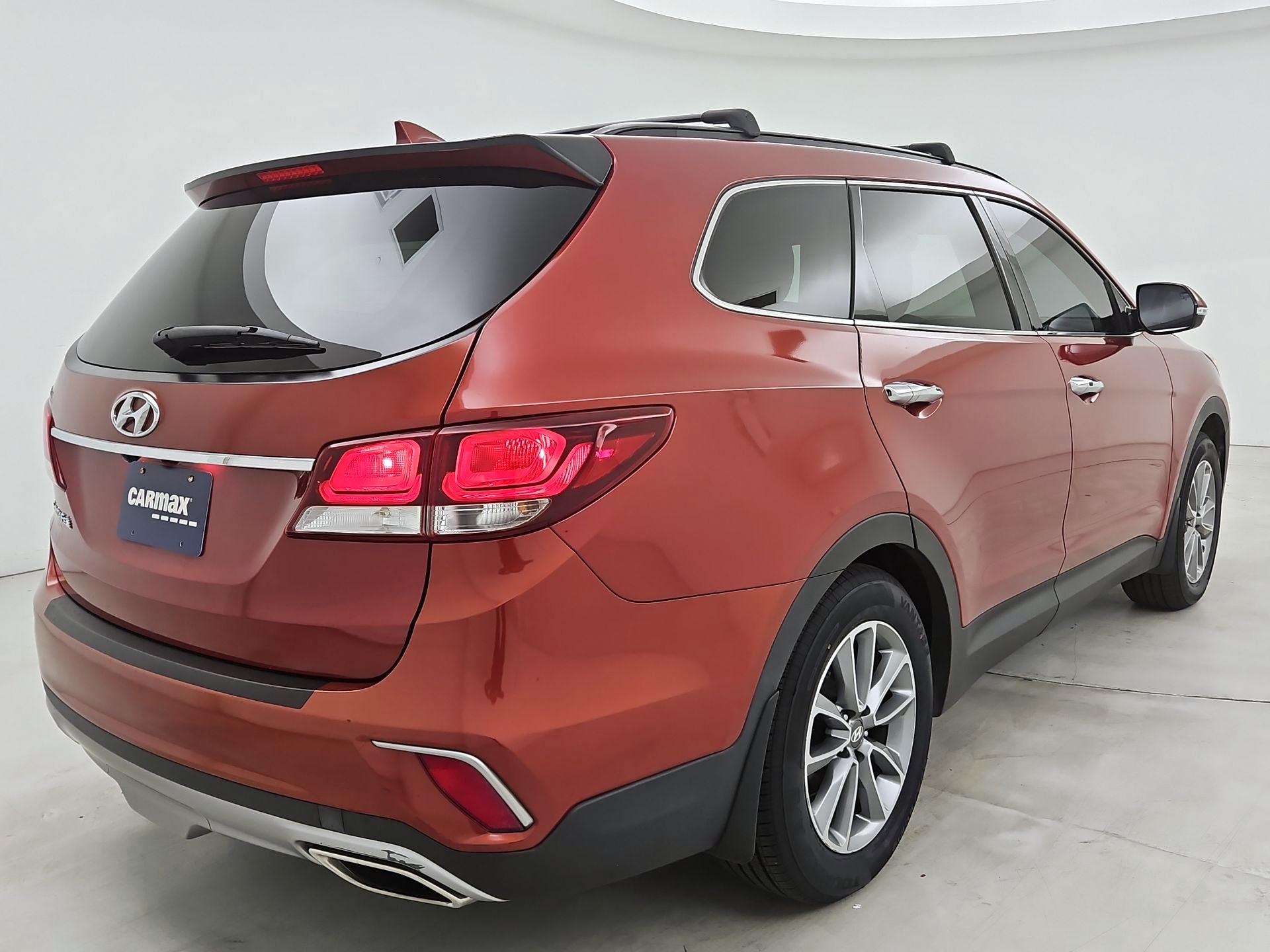 Thumbnail: 2018 Hyundai Santa Fe - 5