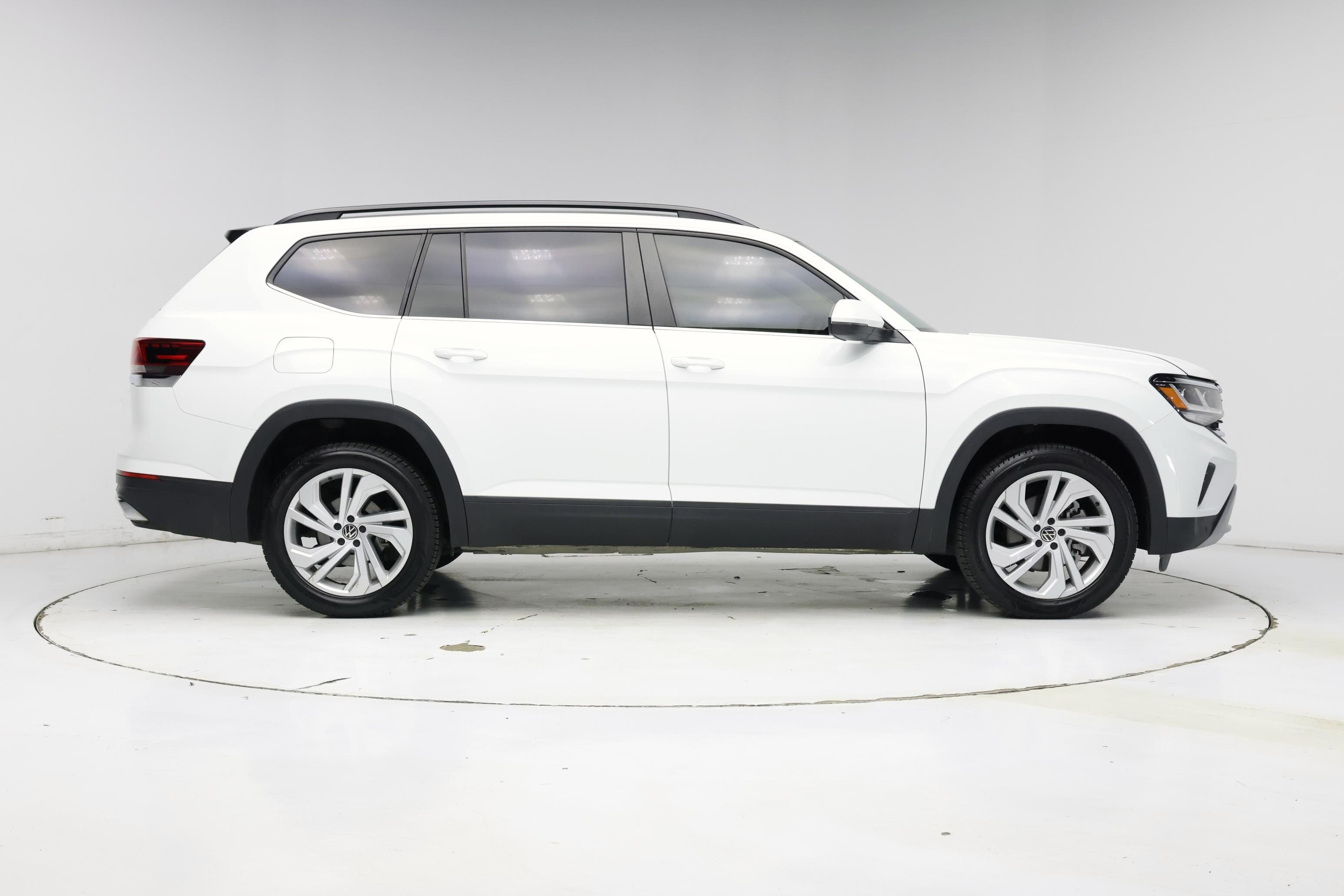 Thumbnail: 2022 Volkswagen Atlas - 7