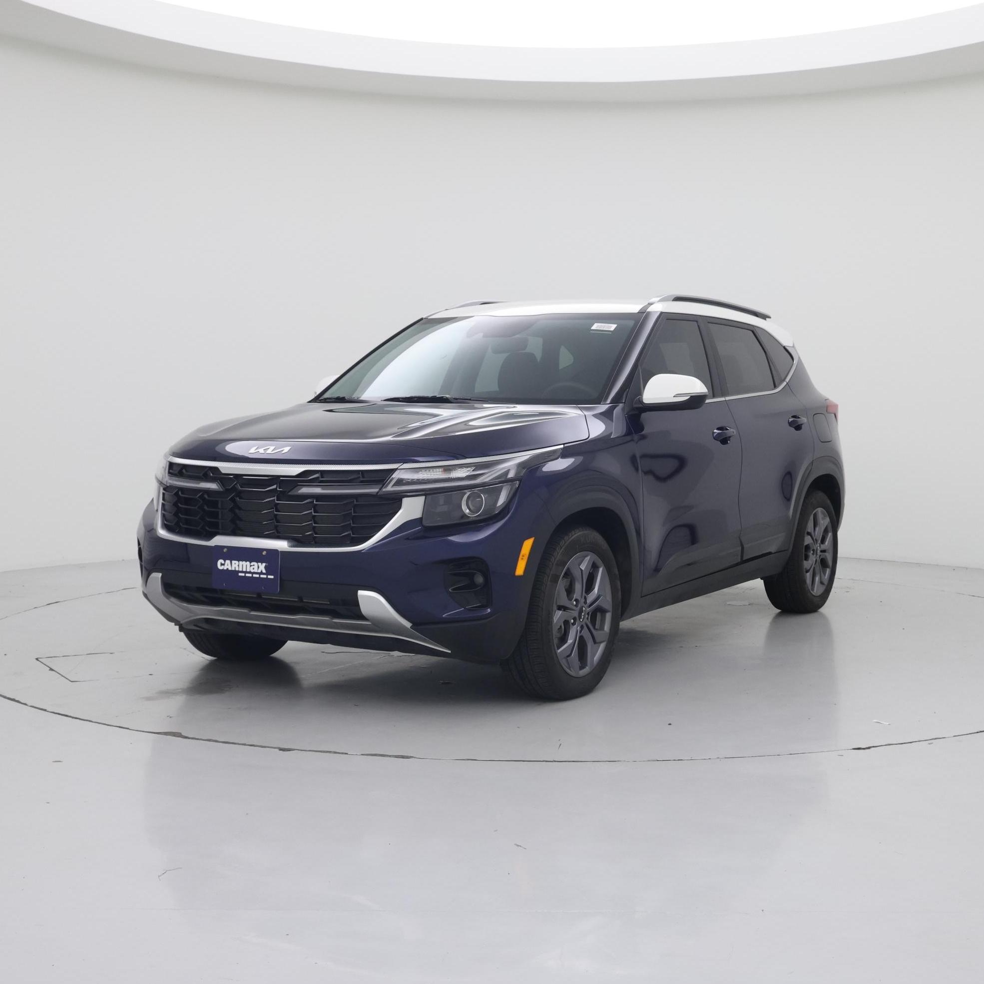 Thumbnail: 2024 Kia Seltos - 4