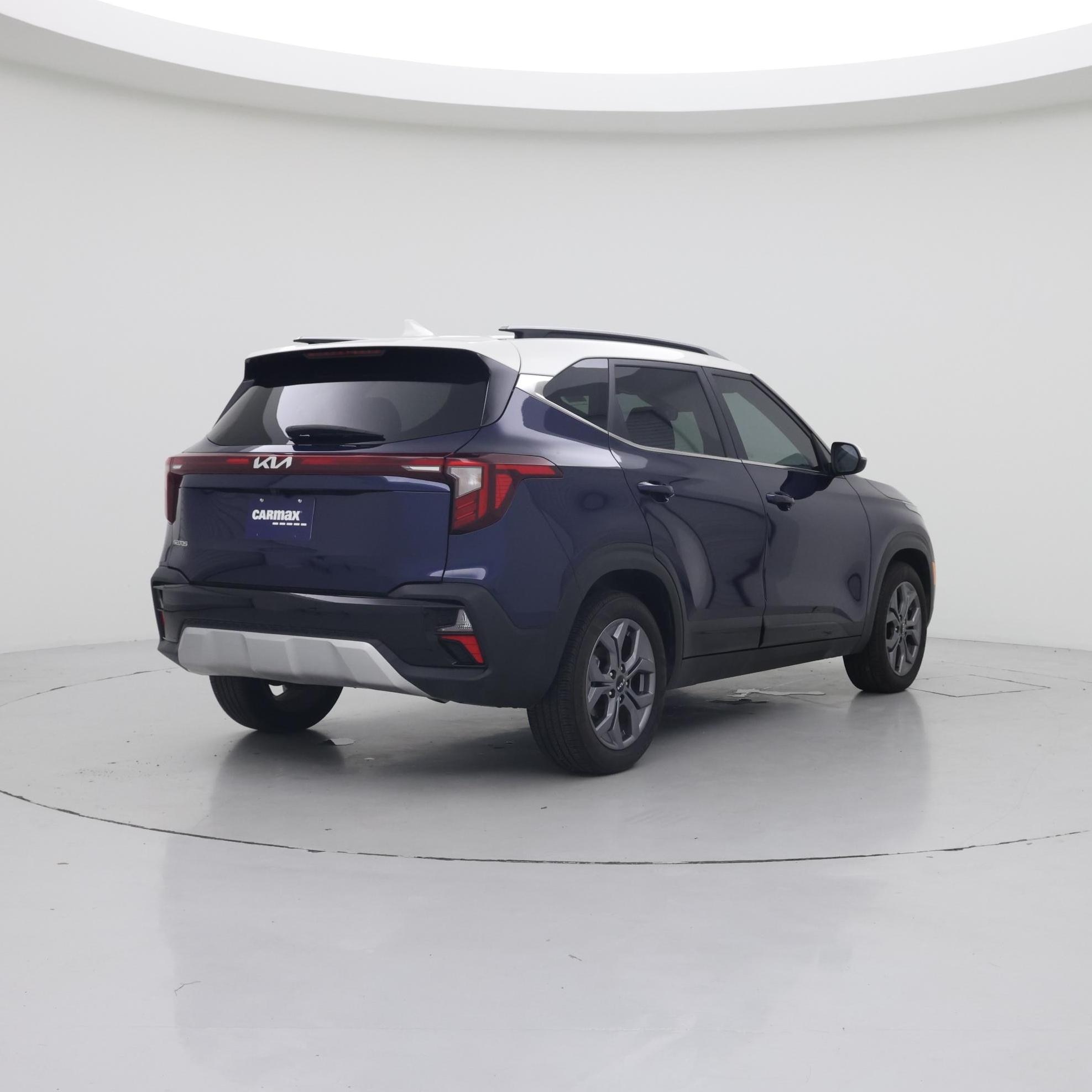 Thumbnail: 2024 Kia Seltos - 8