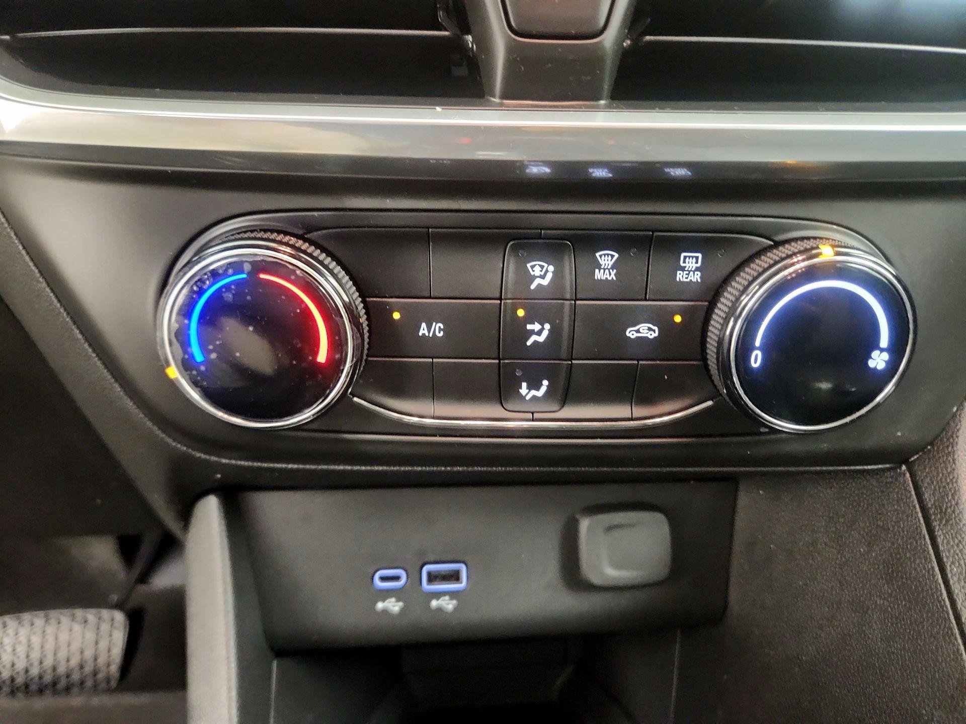 Thumbnail: 2024 Buick Encore GX - 14