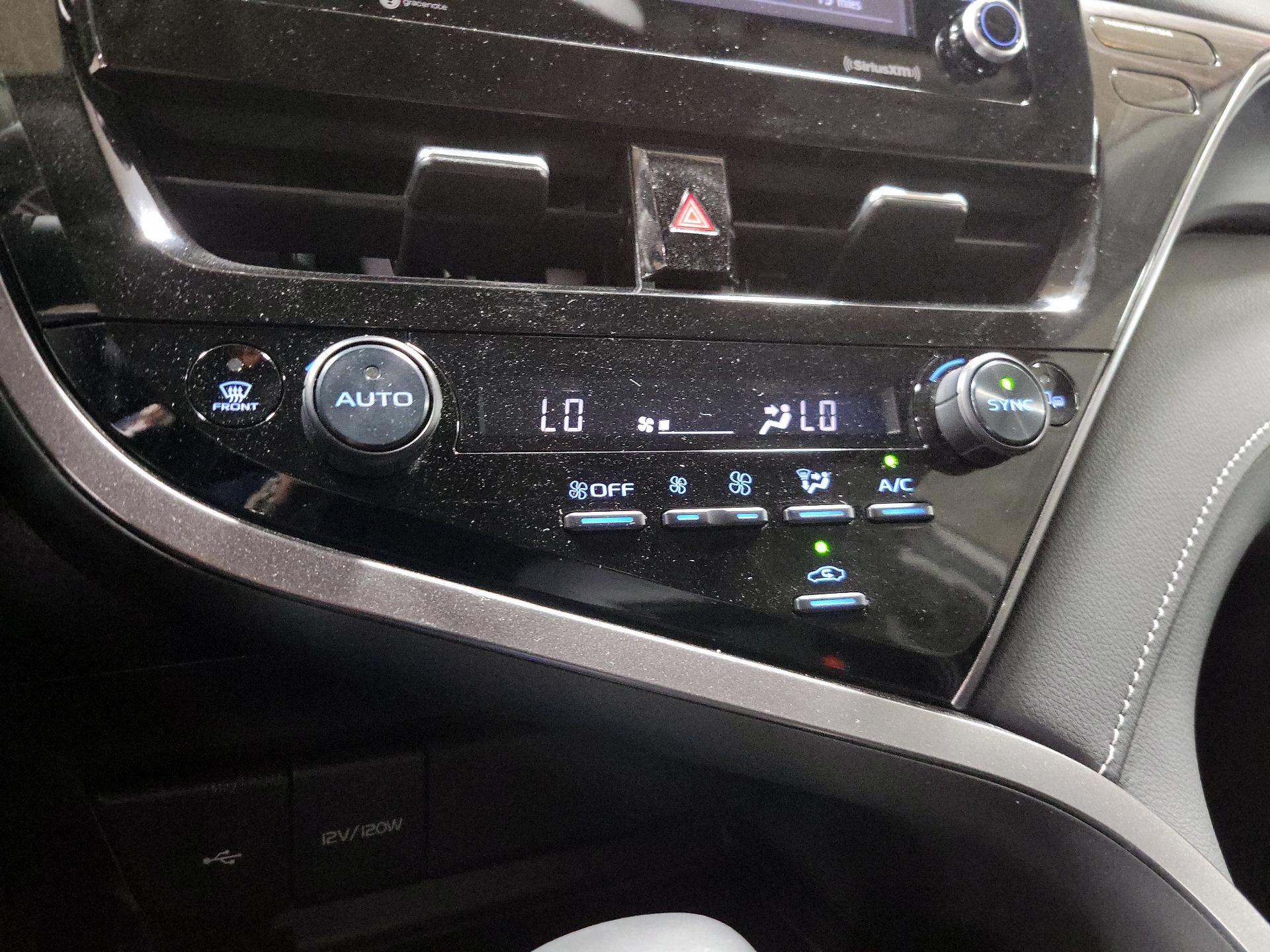 Thumbnail: 2024 Toyota Camry - 16