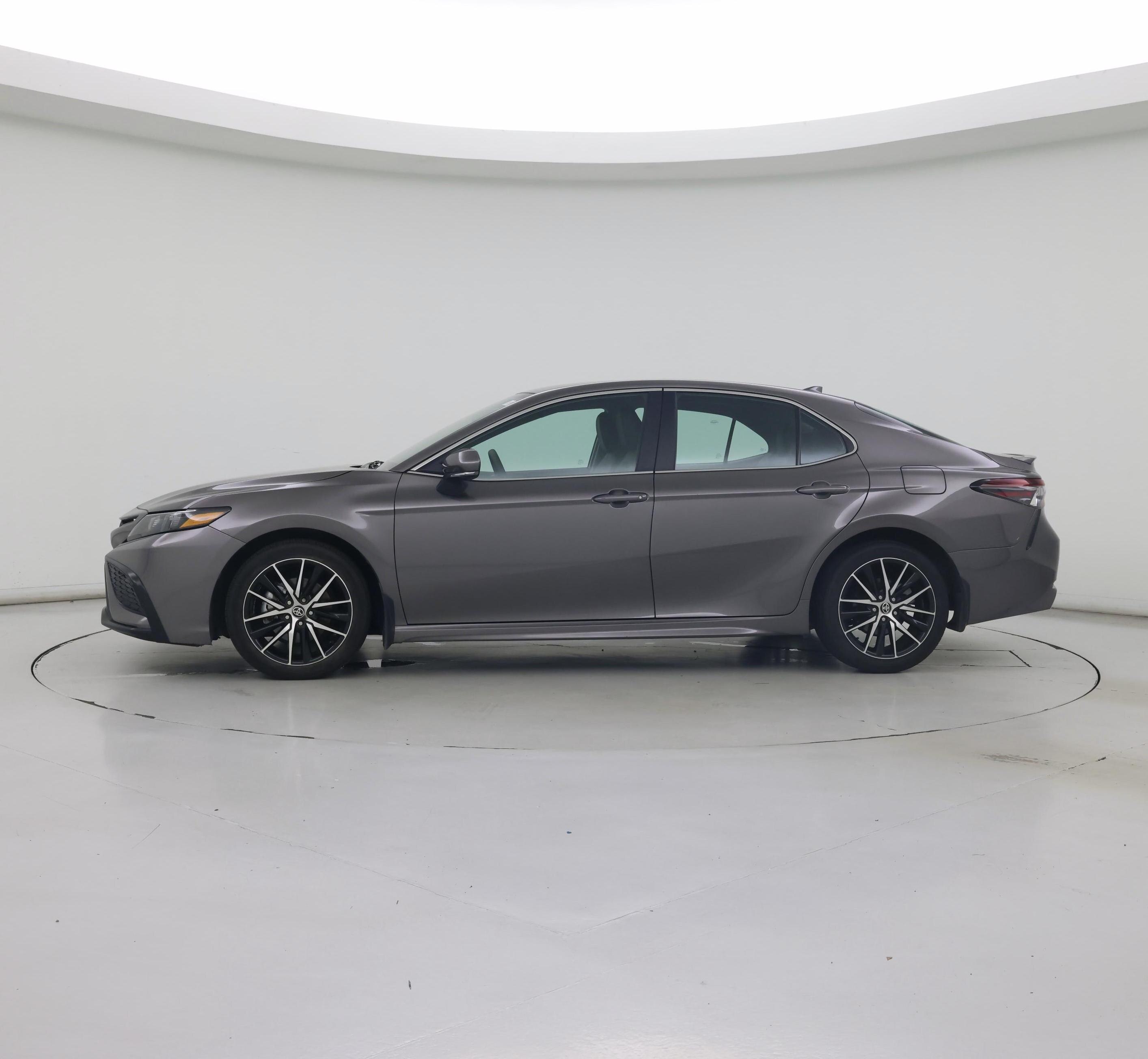 Thumbnail: 2024 Toyota Camry - 3