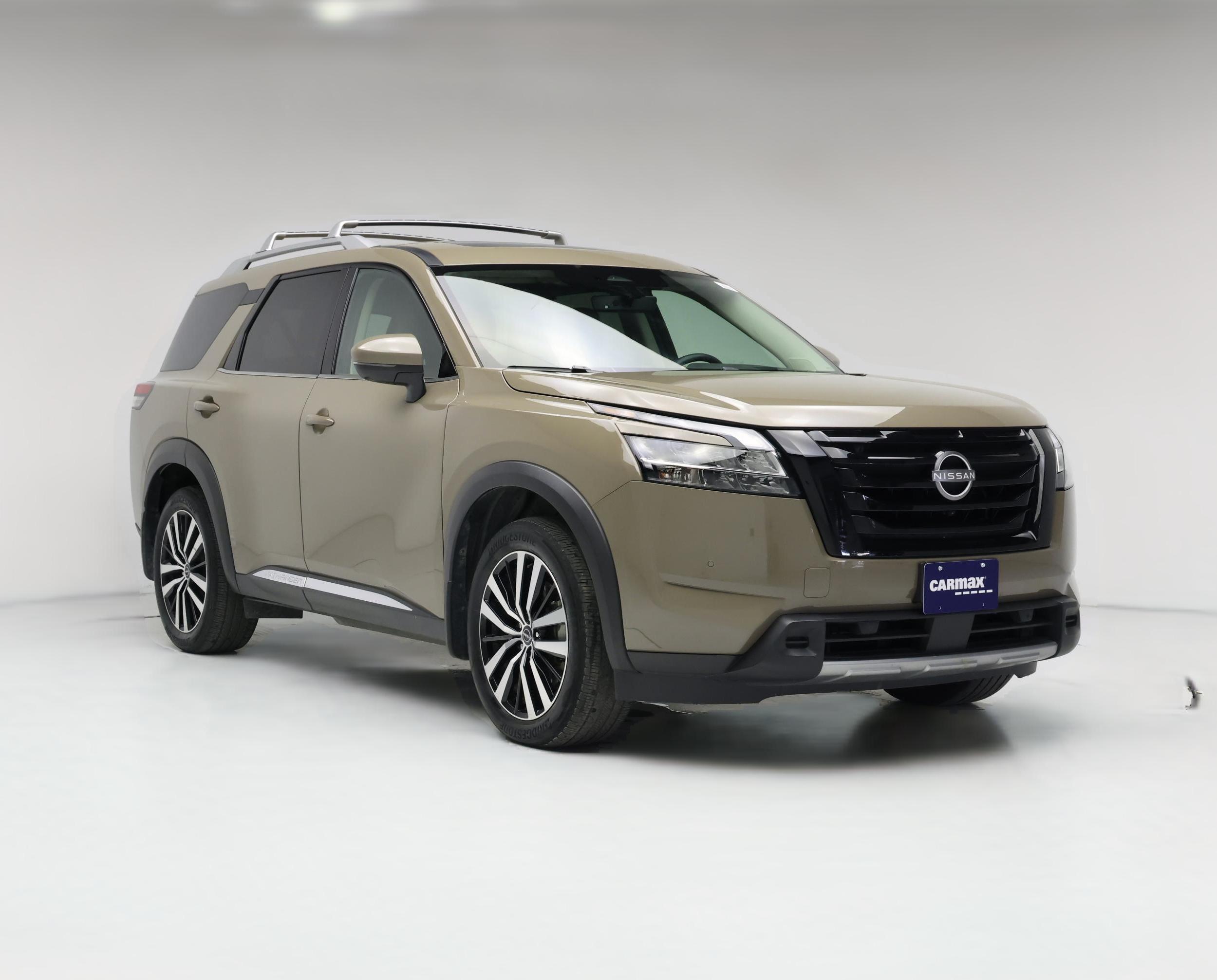 Thumbnail: 2024 Nissan Pathfinder - 1
