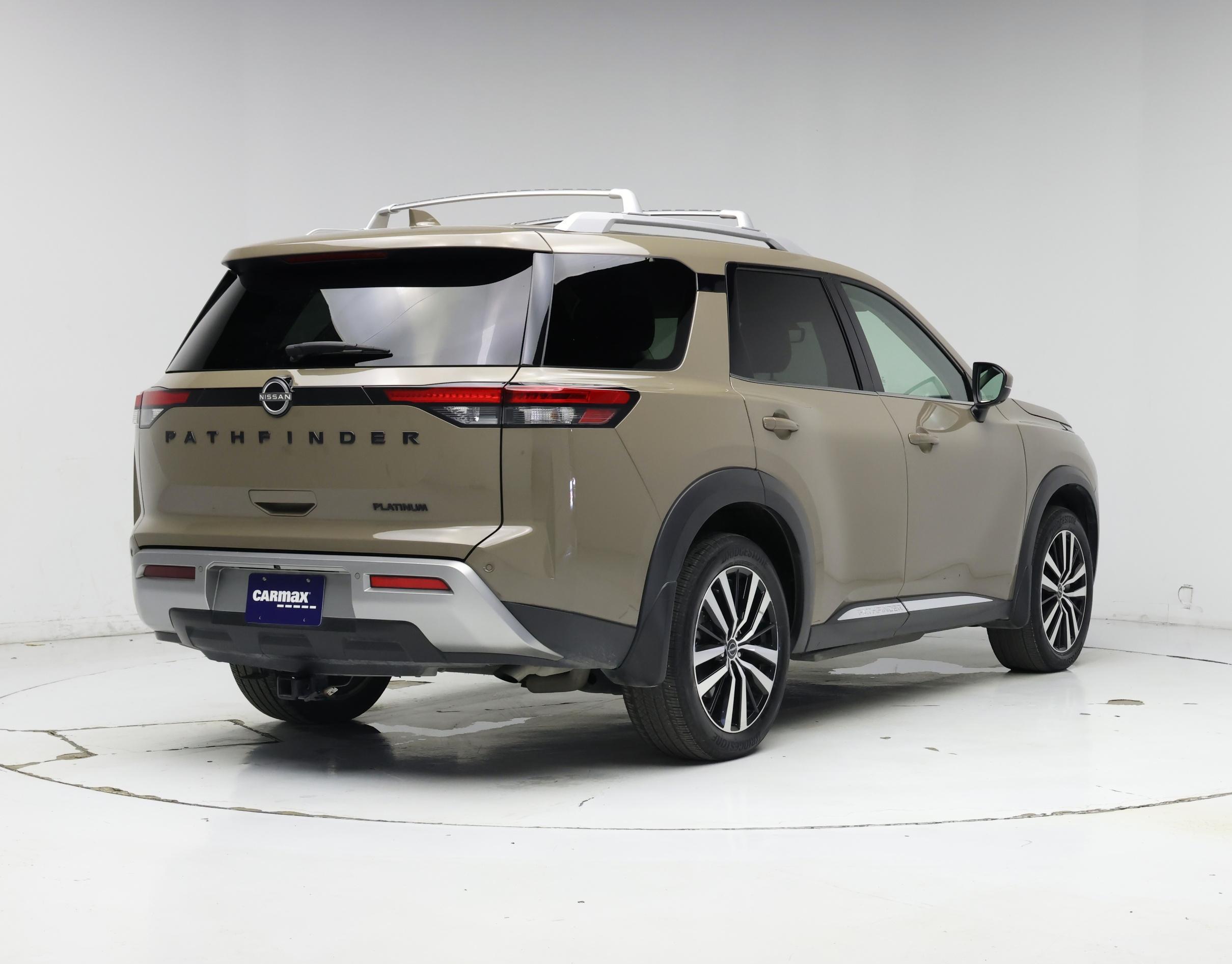 Thumbnail: 2024 Nissan Pathfinder - 8