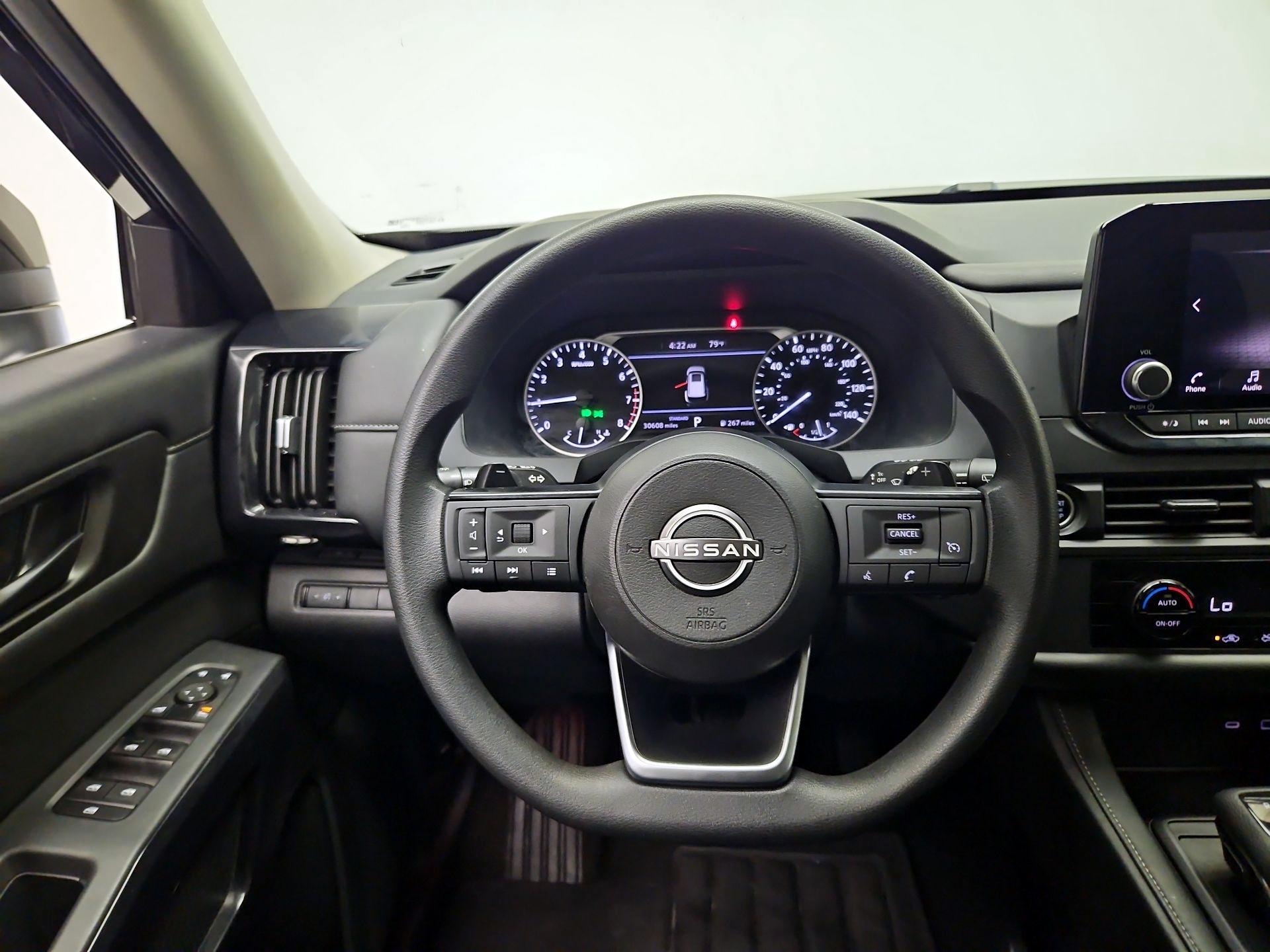 Thumbnail: 2024 Nissan Pathfinder - 10