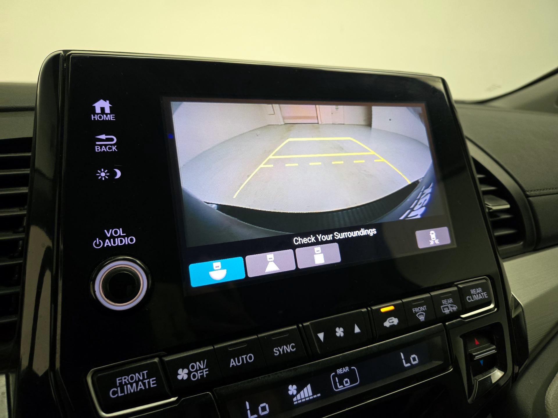 Thumbnail: 2019 Honda Odyssey - 14