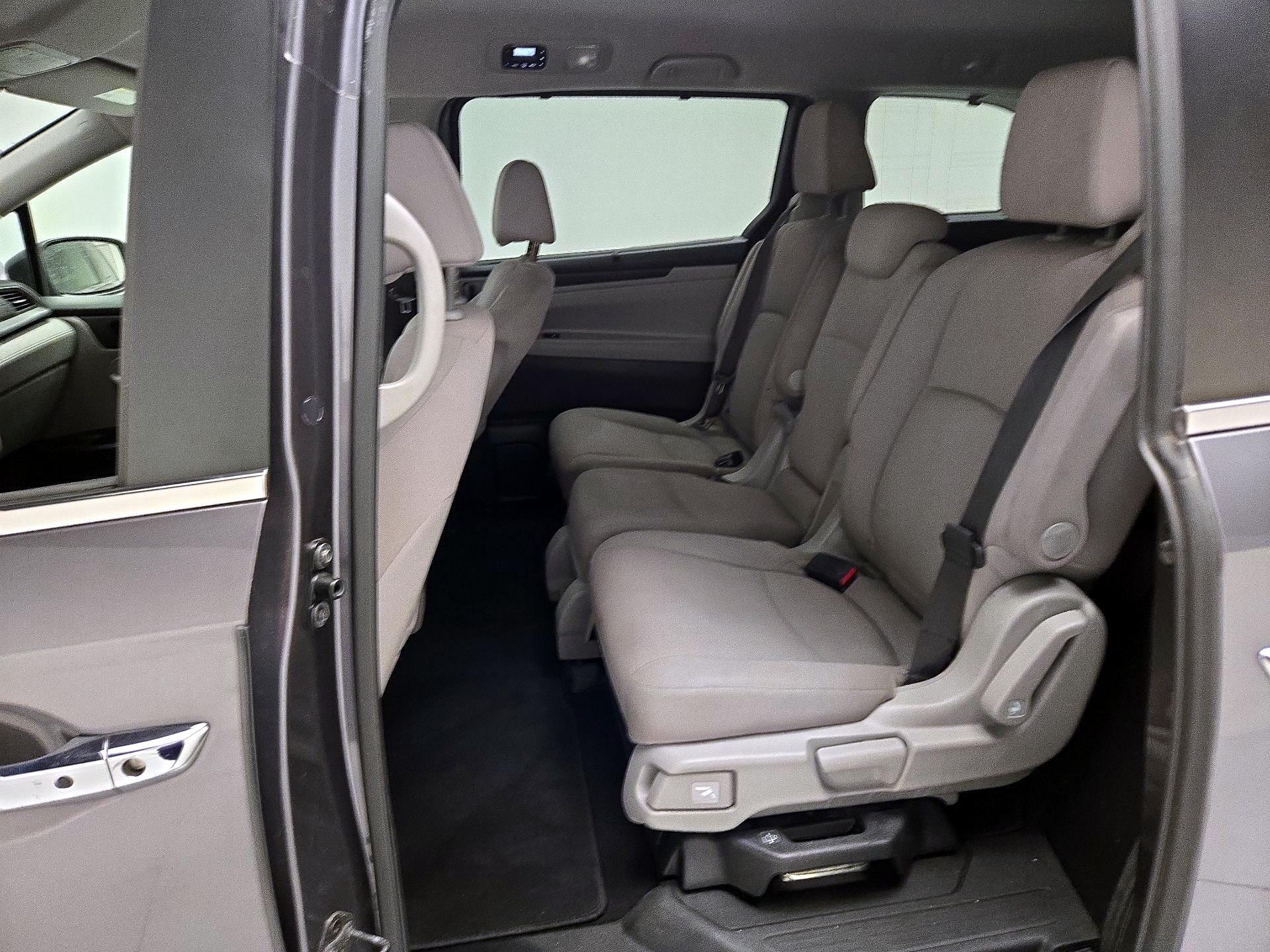 Thumbnail: 2019 Honda Odyssey - 19