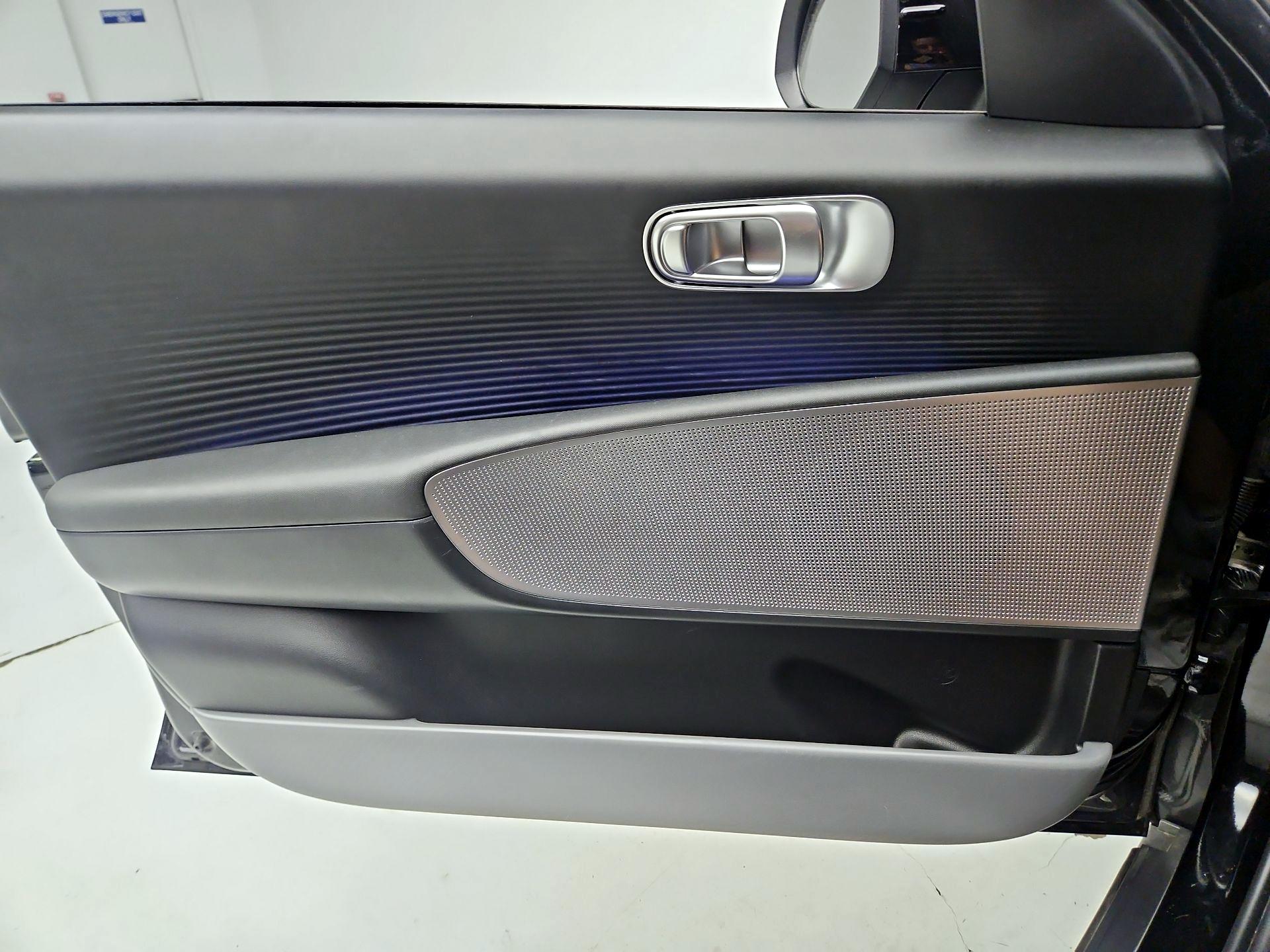 Thumbnail: 2024 Hyundai Ioniq 6 - 12