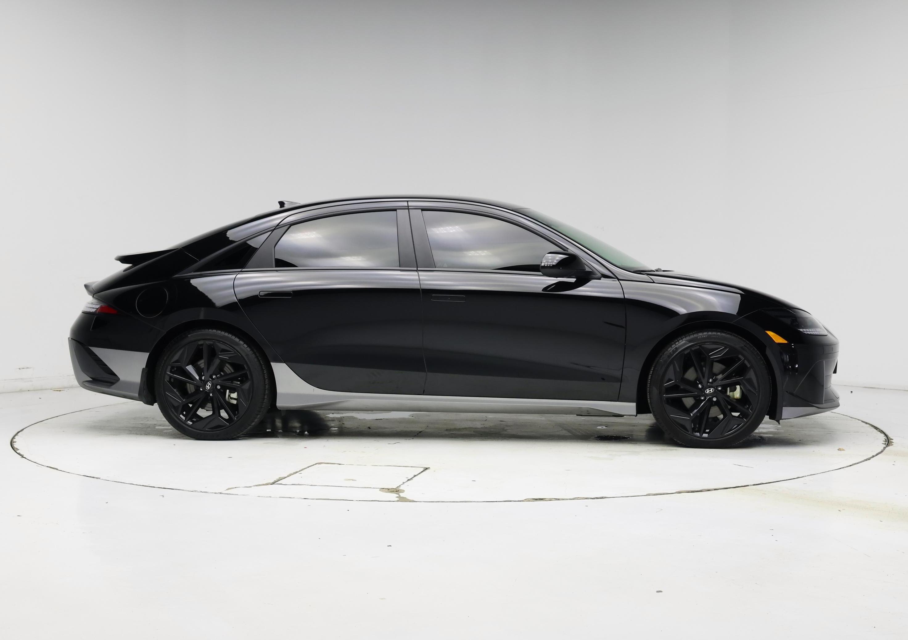 Thumbnail: 2024 Hyundai Ioniq 6 - 7