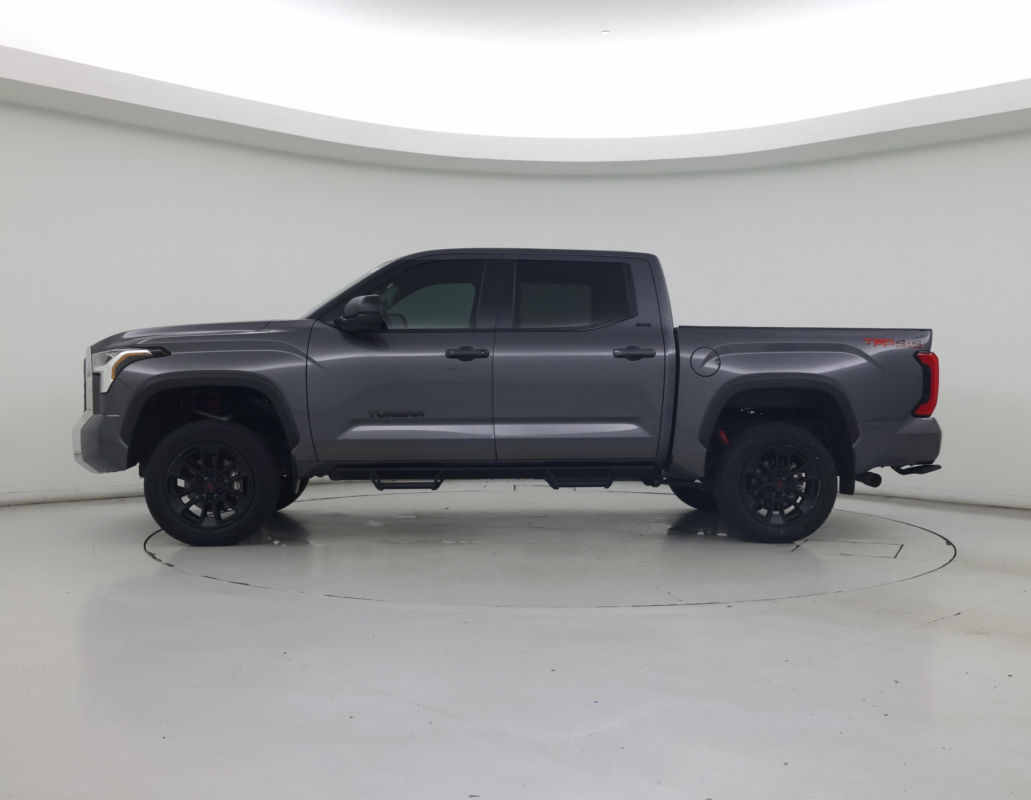 Thumbnail: 2024 Toyota Tundra - 3
