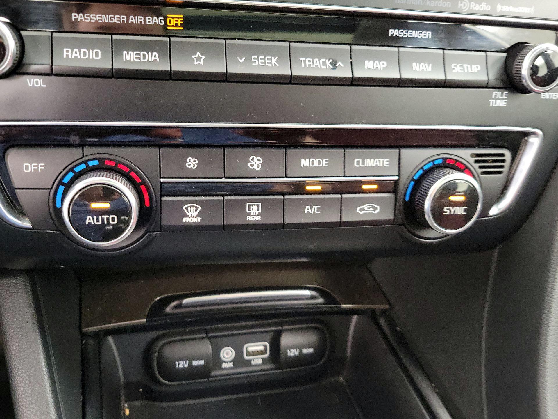 Thumbnail: 2019 Kia Optima - 16