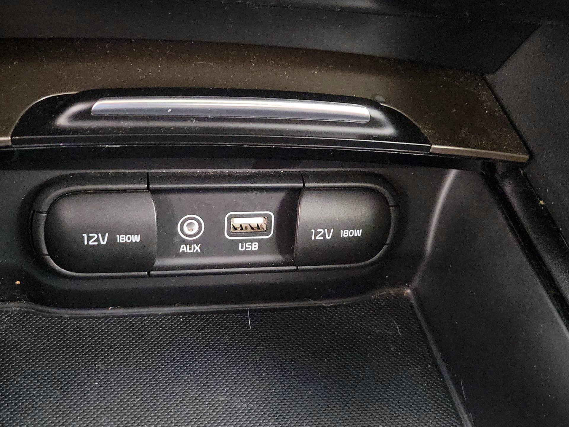Thumbnail: 2019 Kia Optima - 18