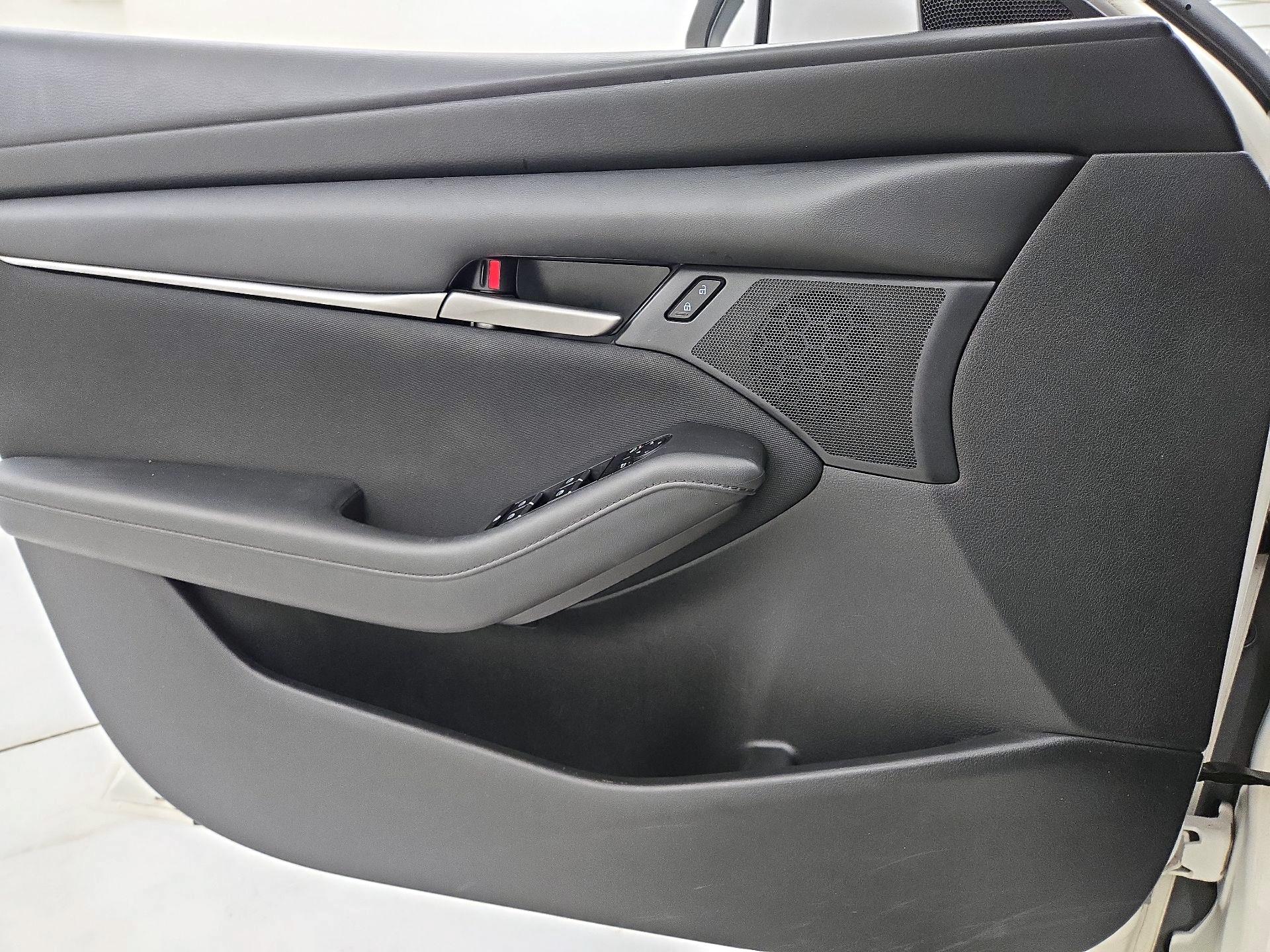 Thumbnail: 2020 Mazda Mazda3 - 12