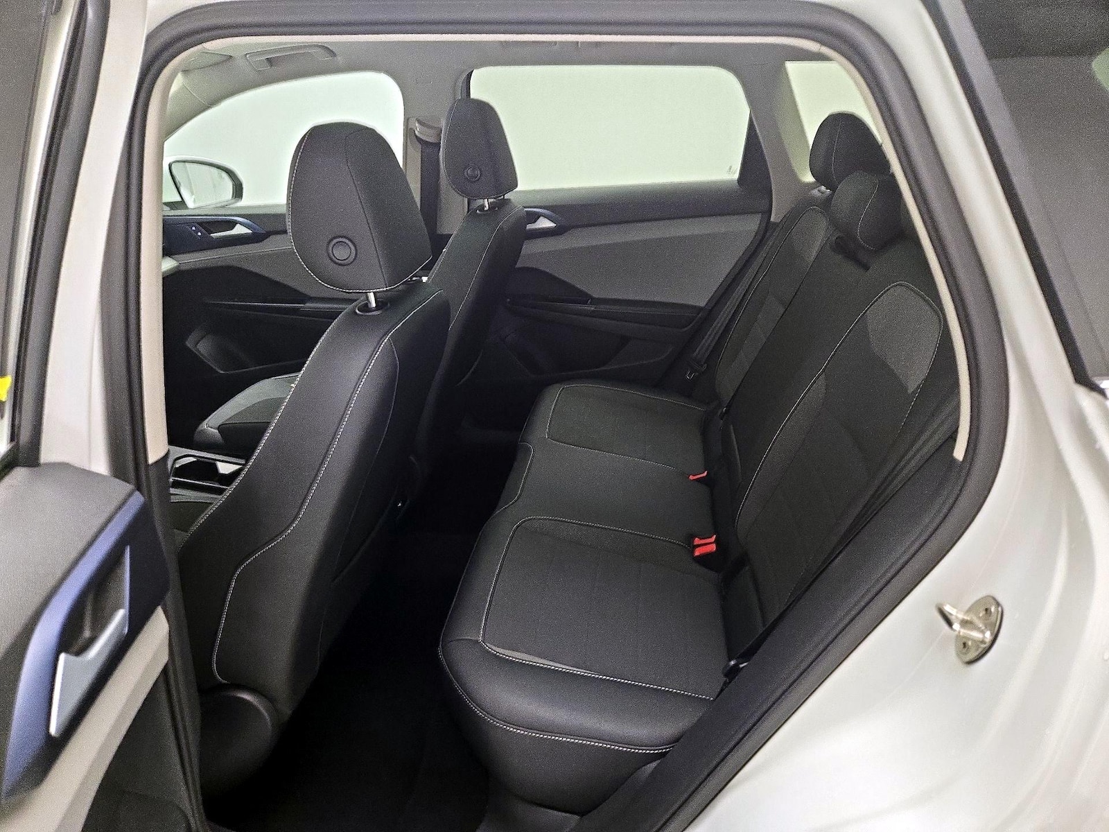 2024 Volkswagen Taos SE - Photo 20