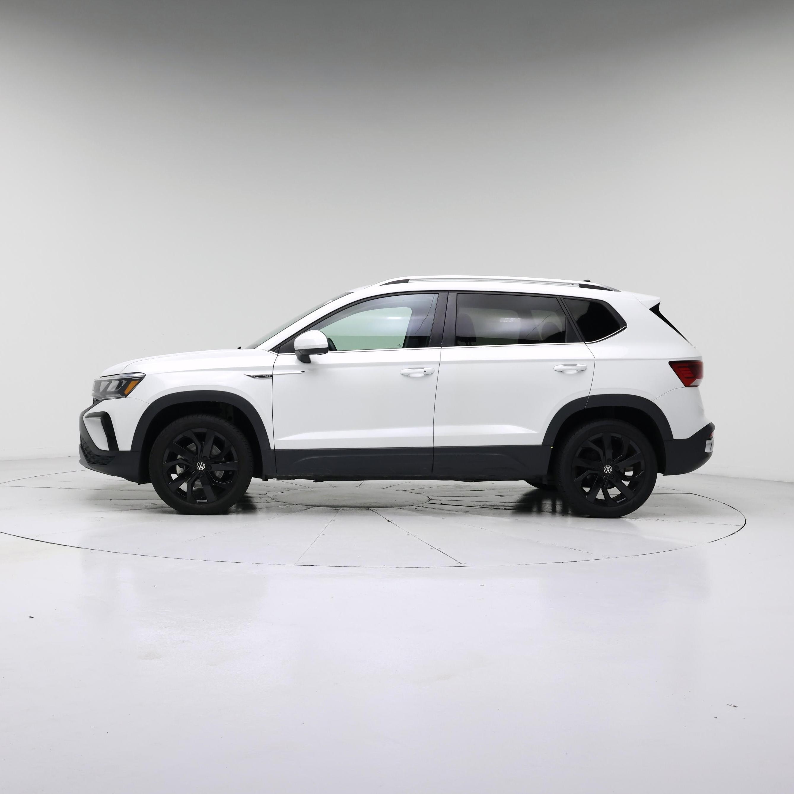 Thumbnail: 2024 Volkswagen Taos - 3