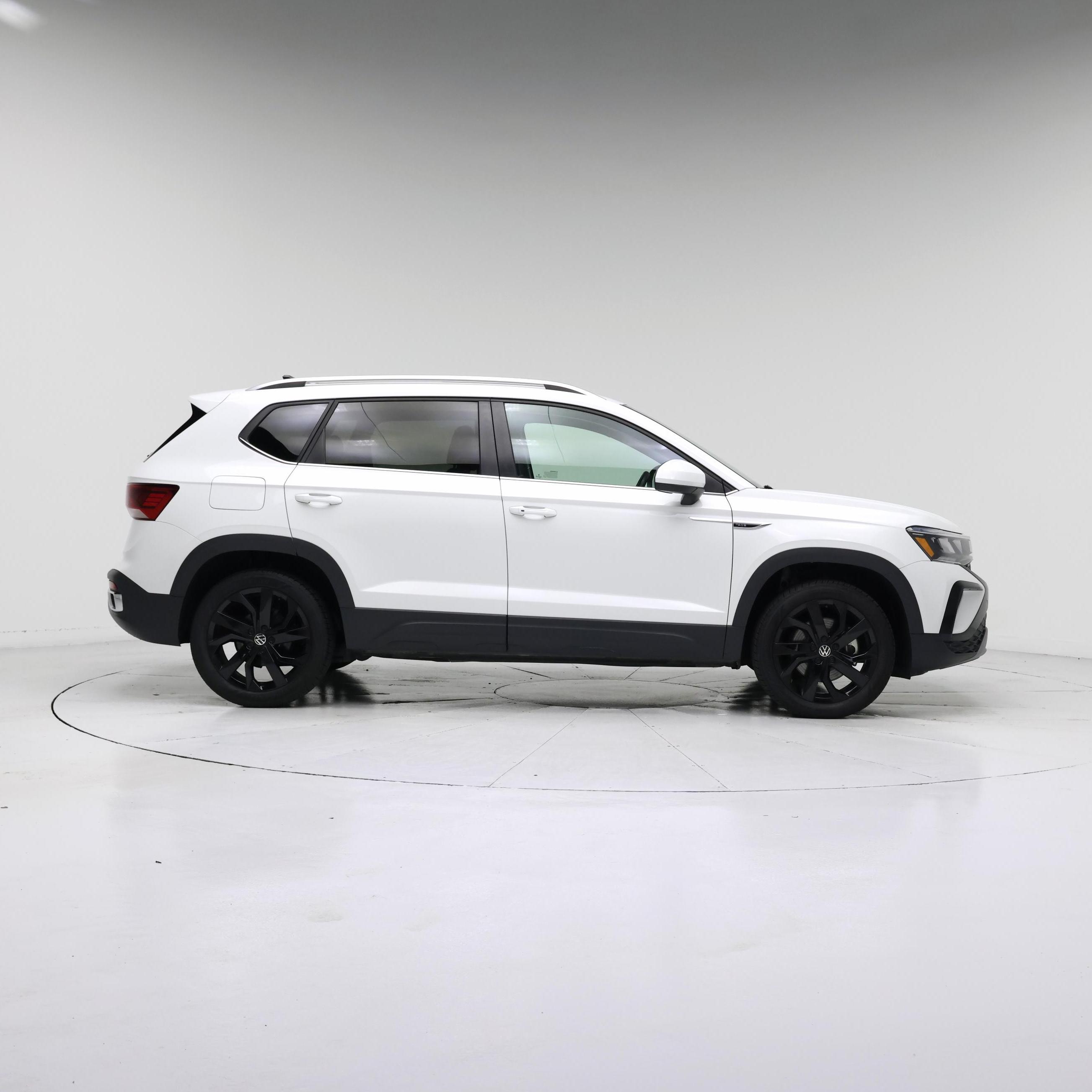 Thumbnail: 2024 Volkswagen Taos - 7