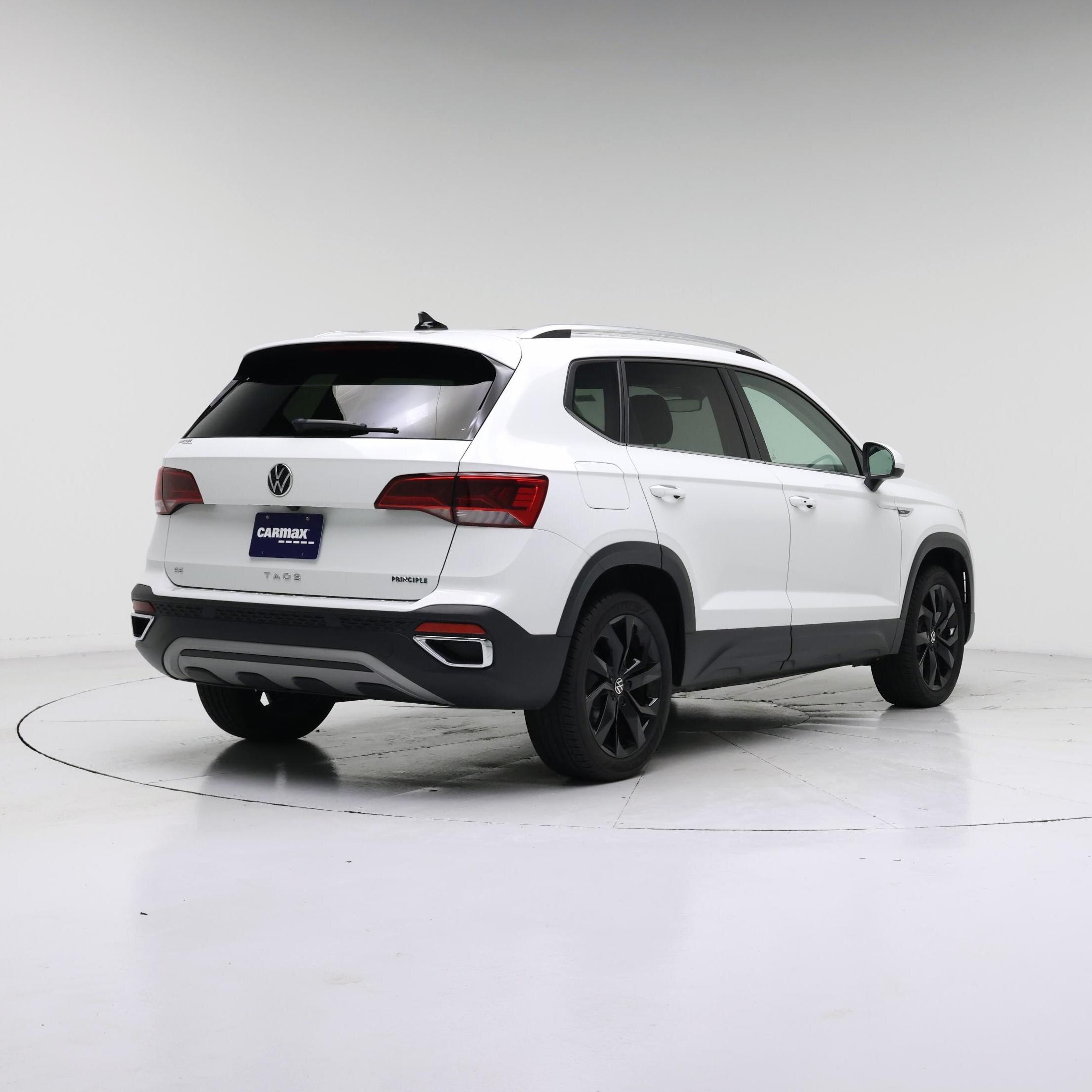 Thumbnail: 2024 Volkswagen Taos - 8