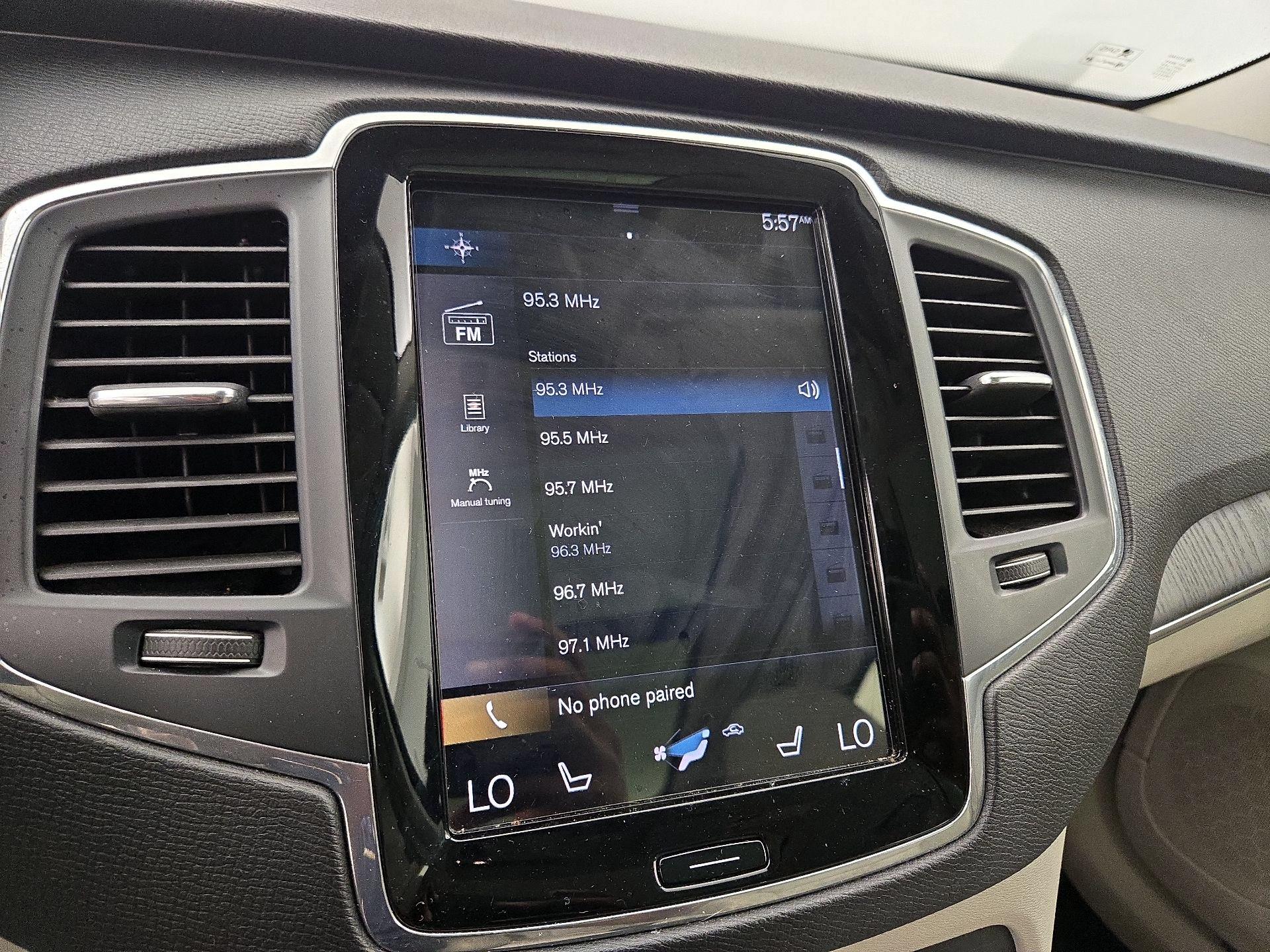 Thumbnail: 2020 Volvo XC90 - 15