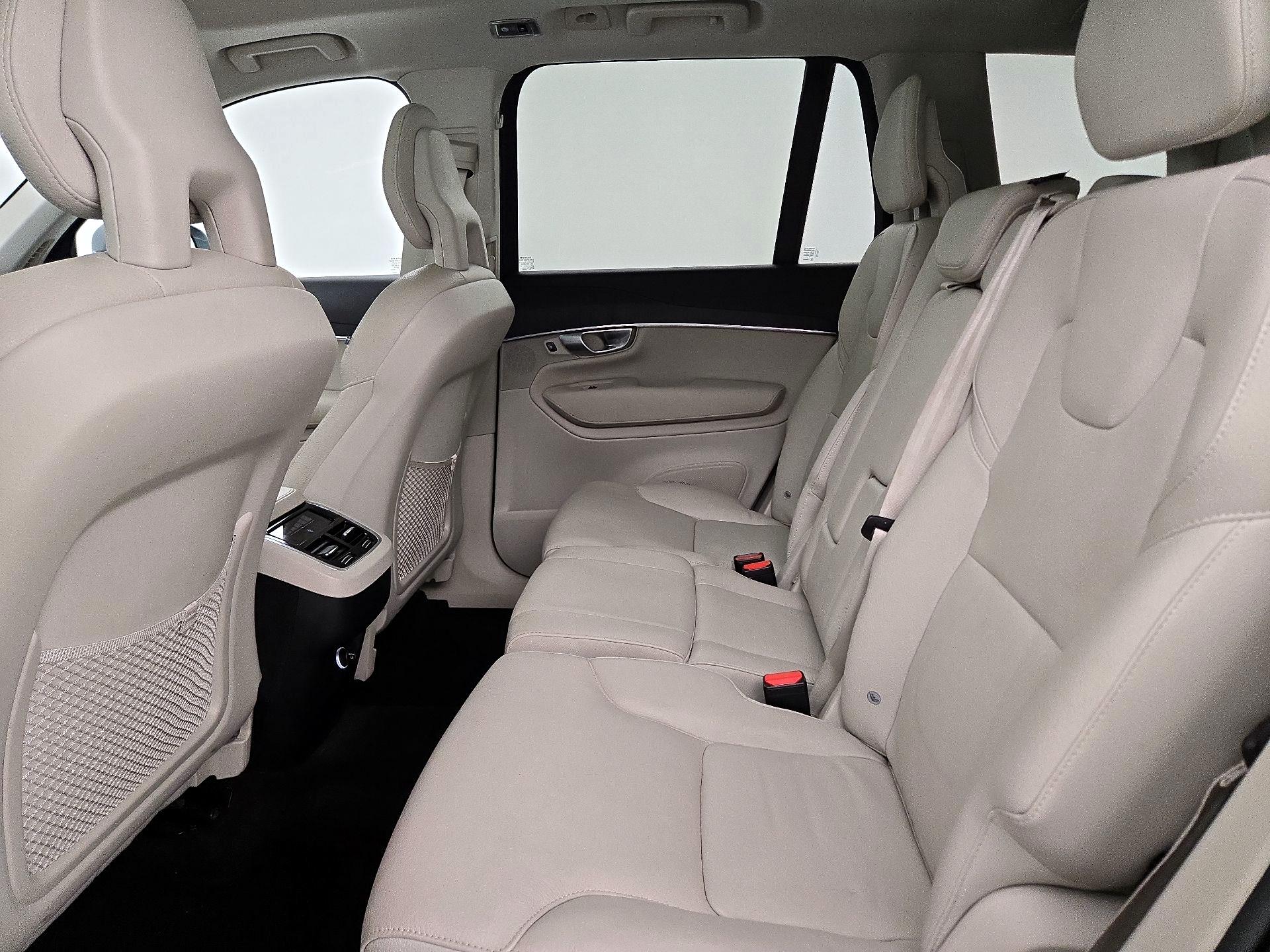 Thumbnail: 2020 Volvo XC90 - 20