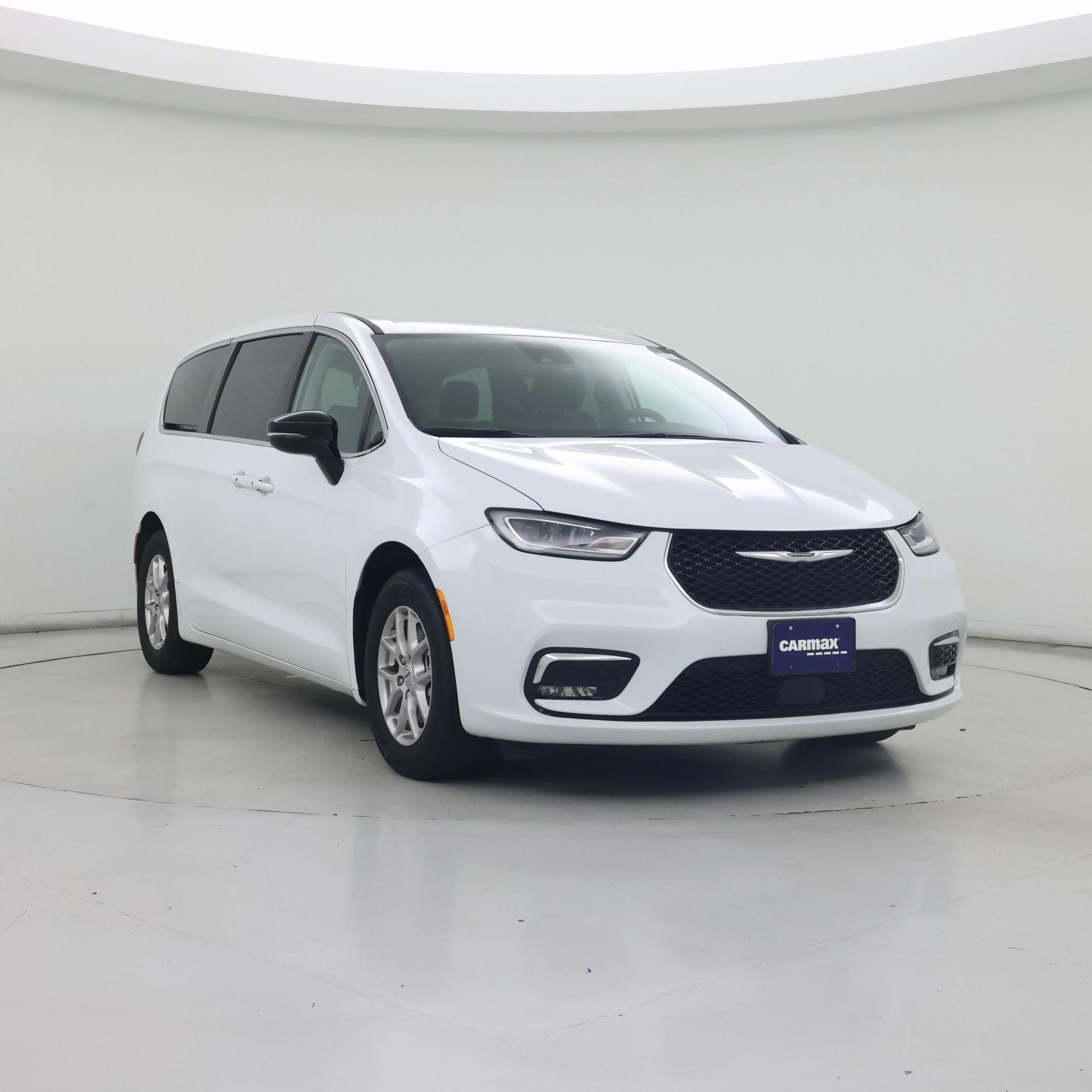 White 2024 Chrysler Pacifica Minivan Front-Wheel Drive Automatic