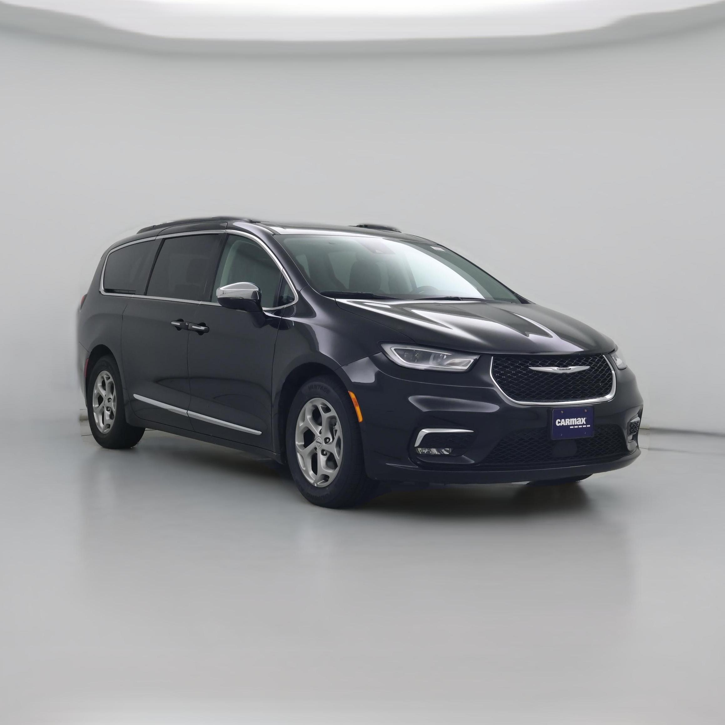 Thumbnail: 2023 Chrysler Pacifica - 1
