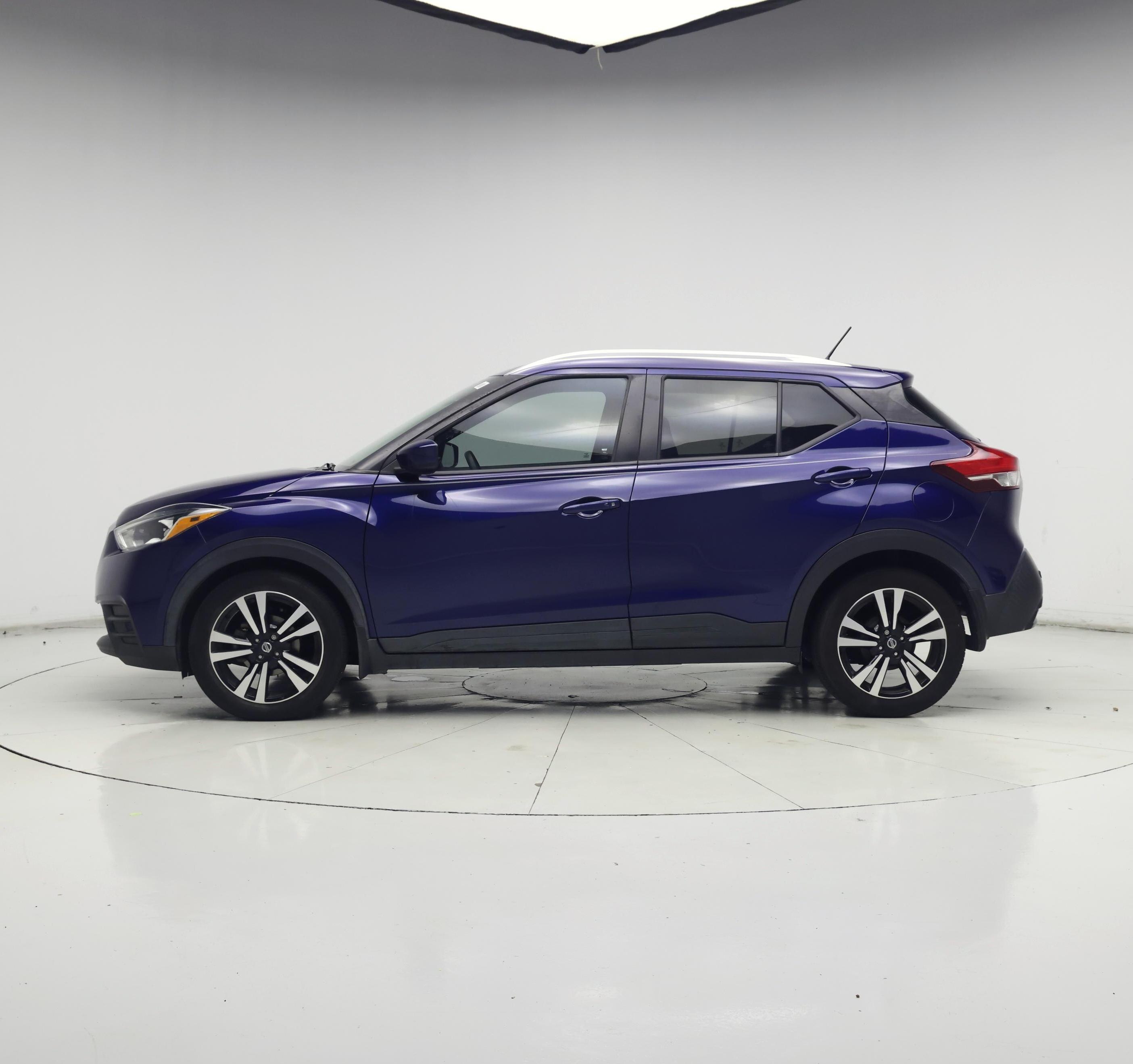Thumbnail: 2020 Nissan Kicks - 3