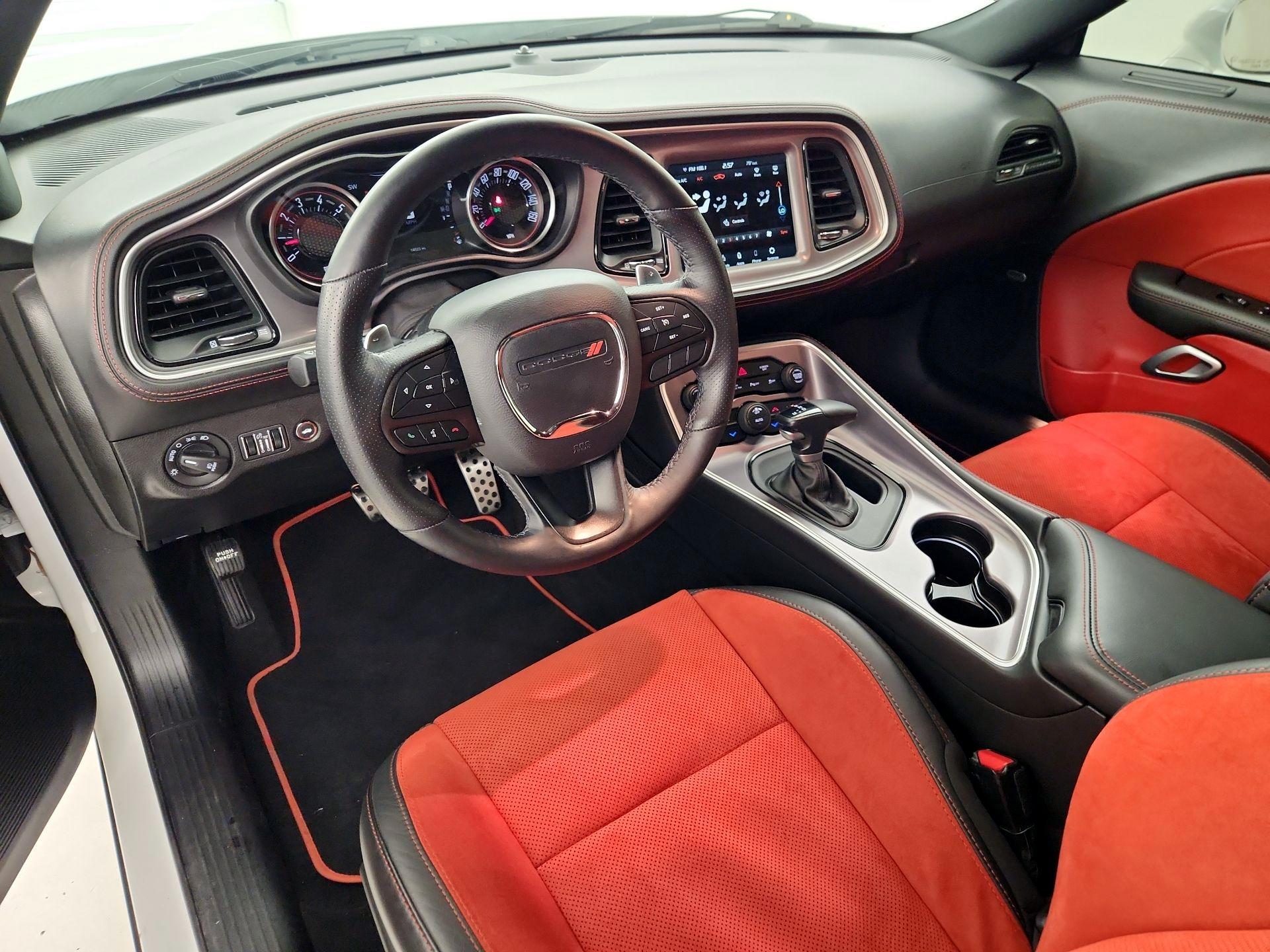 Thumbnail: 2022 Dodge Challenger - 9