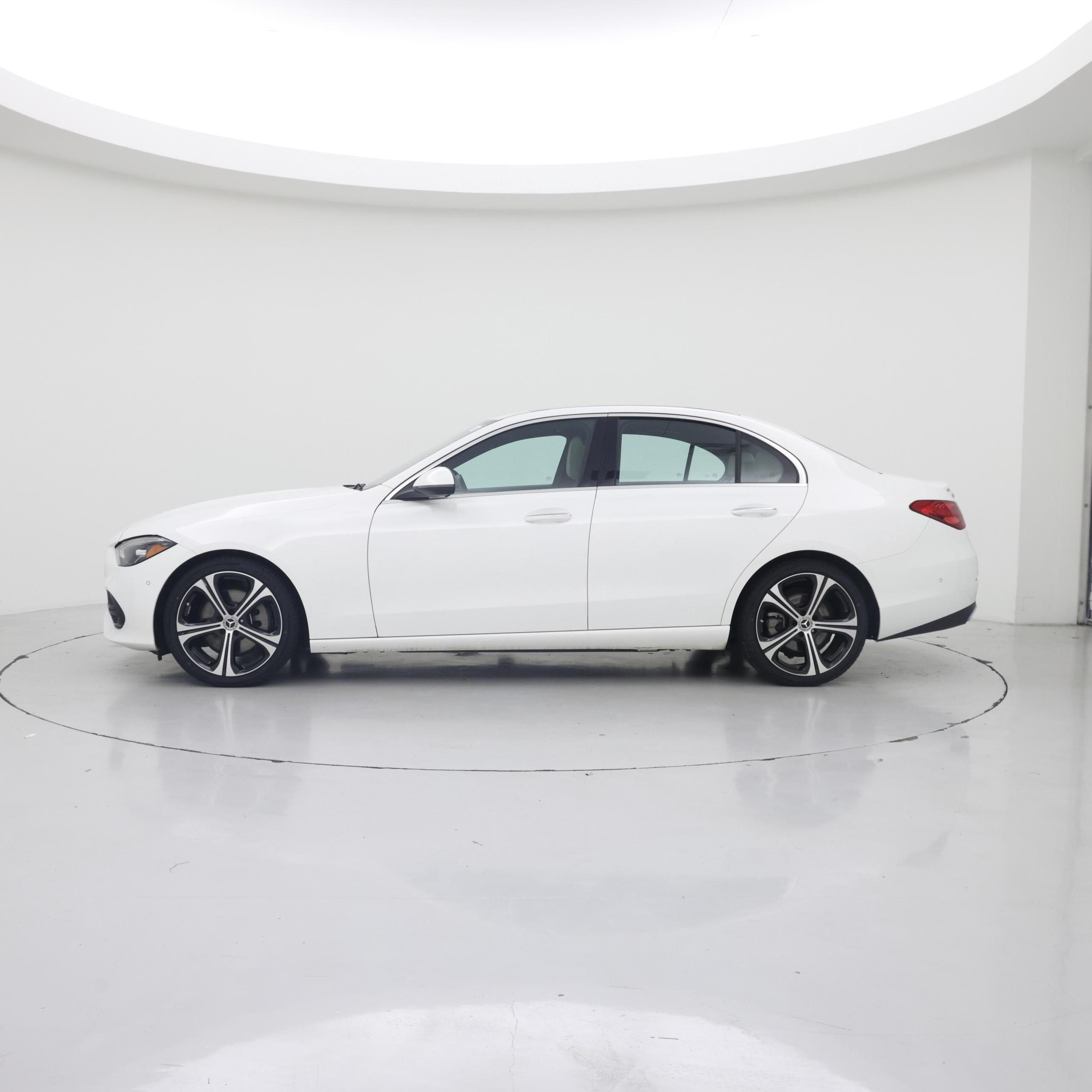 Thumbnail: 2024 Mercedes-Benz C-Class - 3