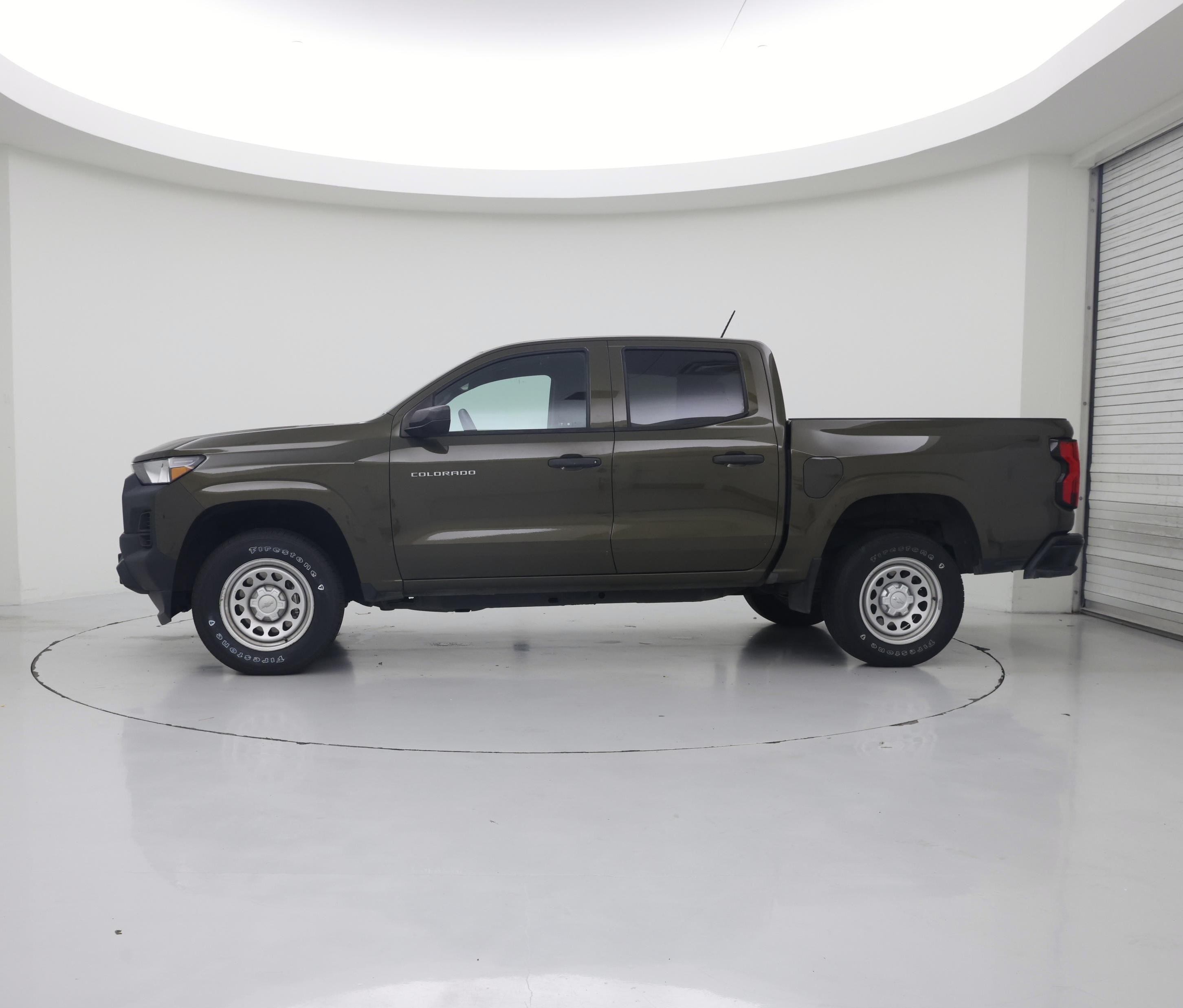 Thumbnail: 2023 Chevrolet Colorado - 3