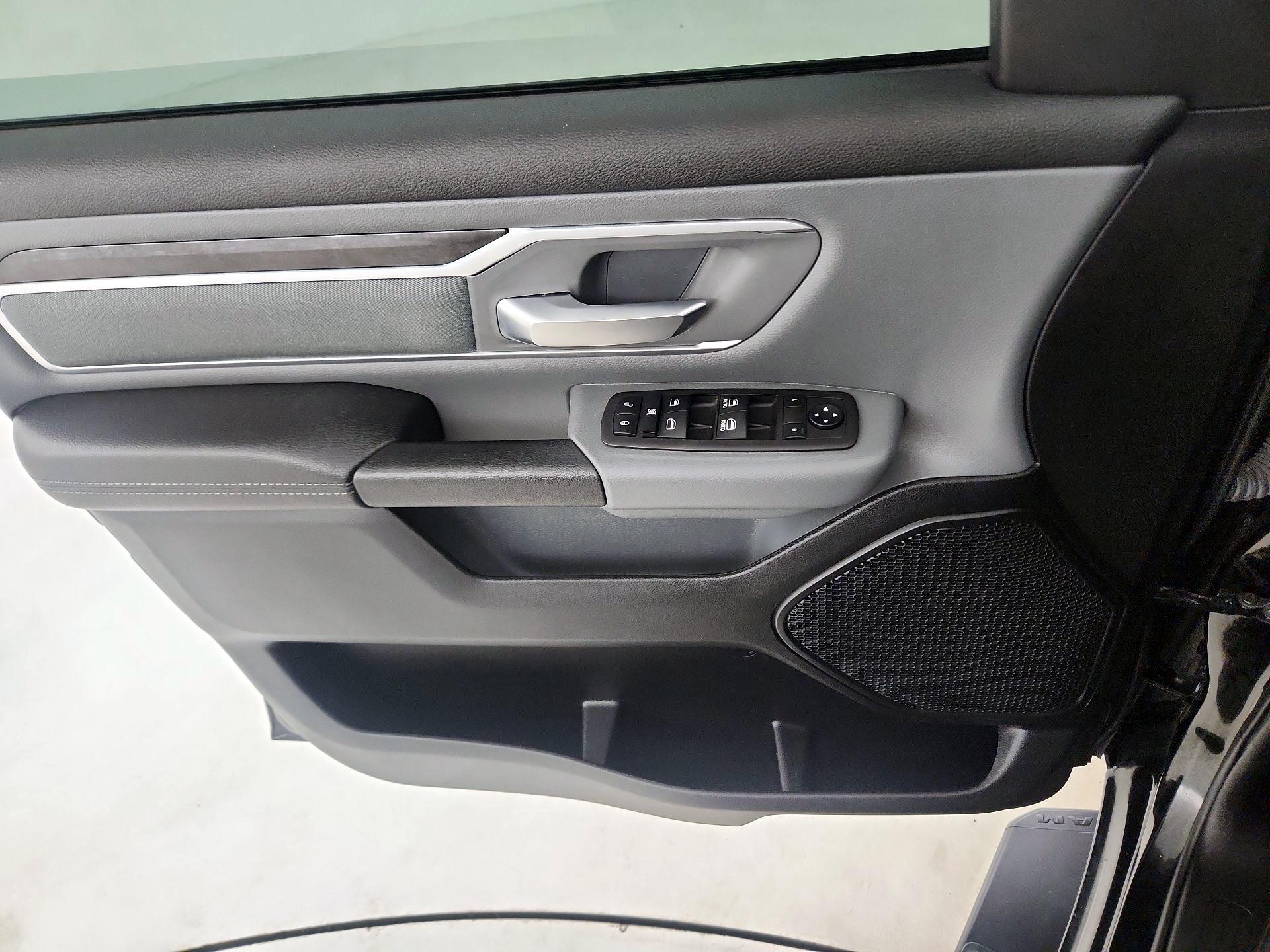 Thumbnail: 2022 RAM 1500 - 10