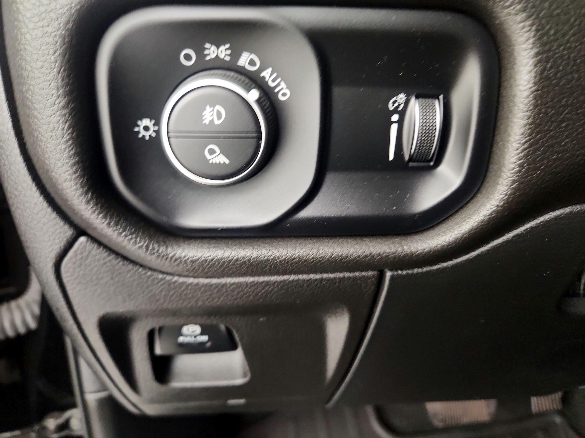 Thumbnail: 2022 RAM 1500 - 11